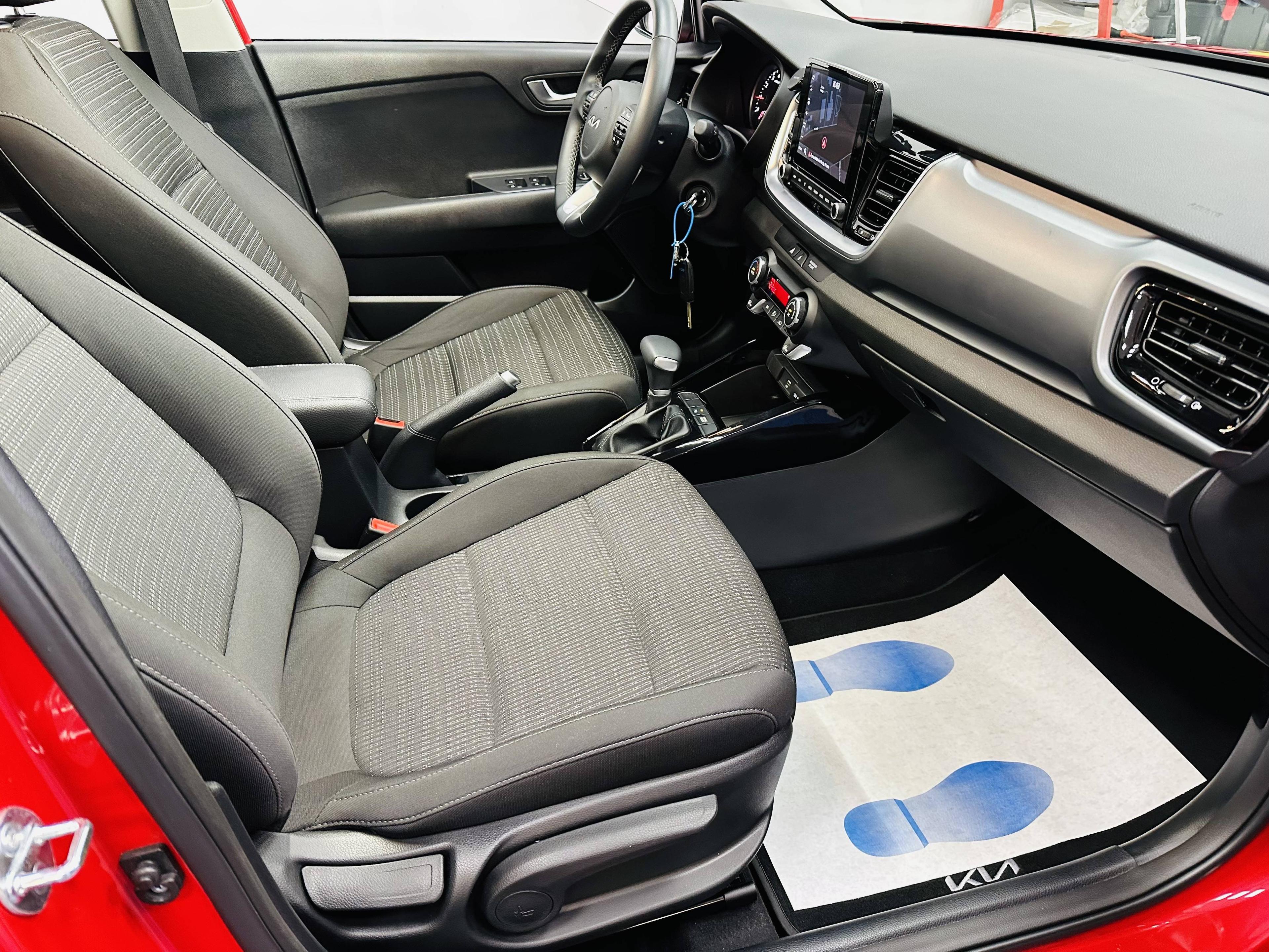 KIA STONIC