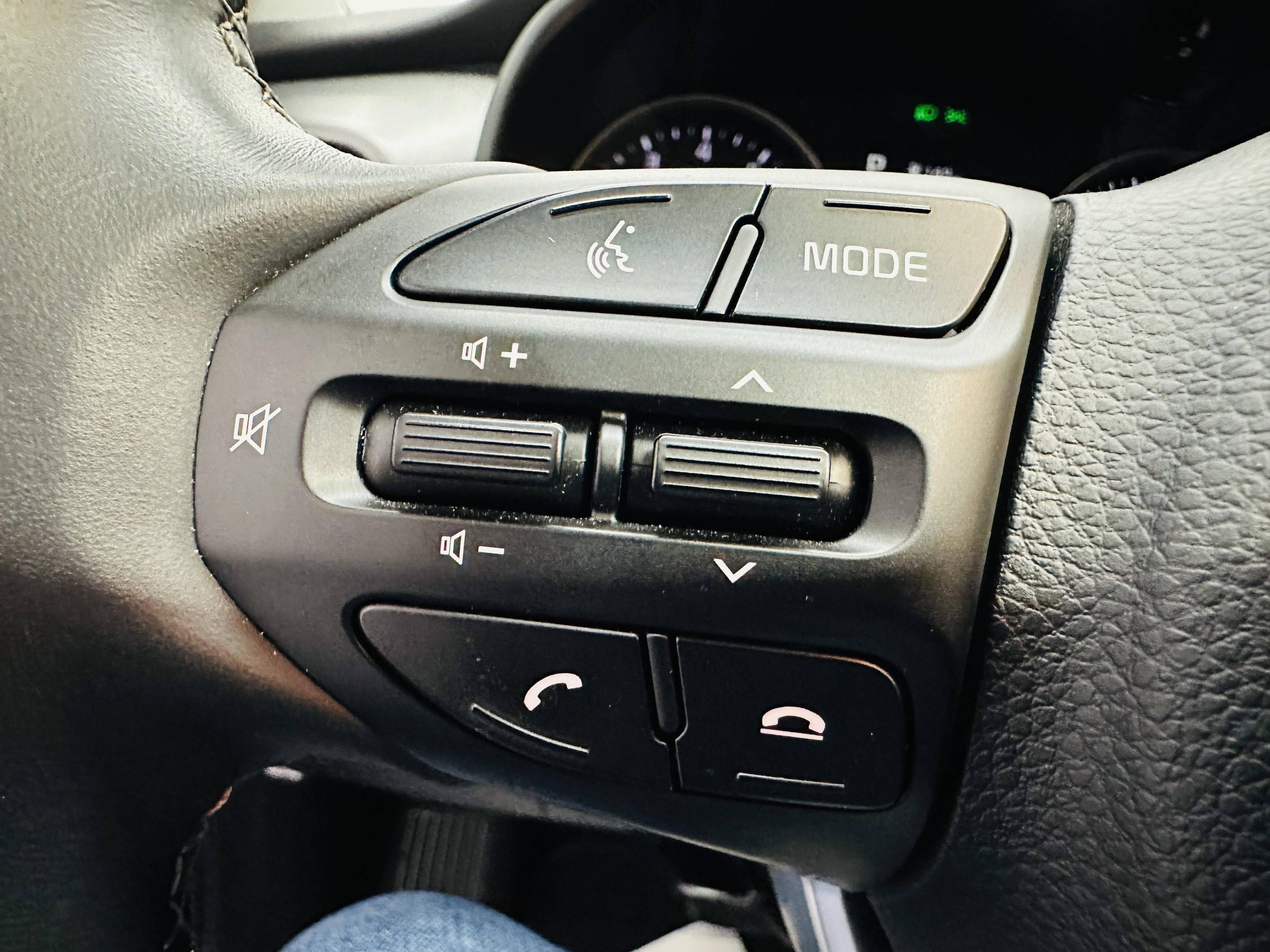 KIA STONIC