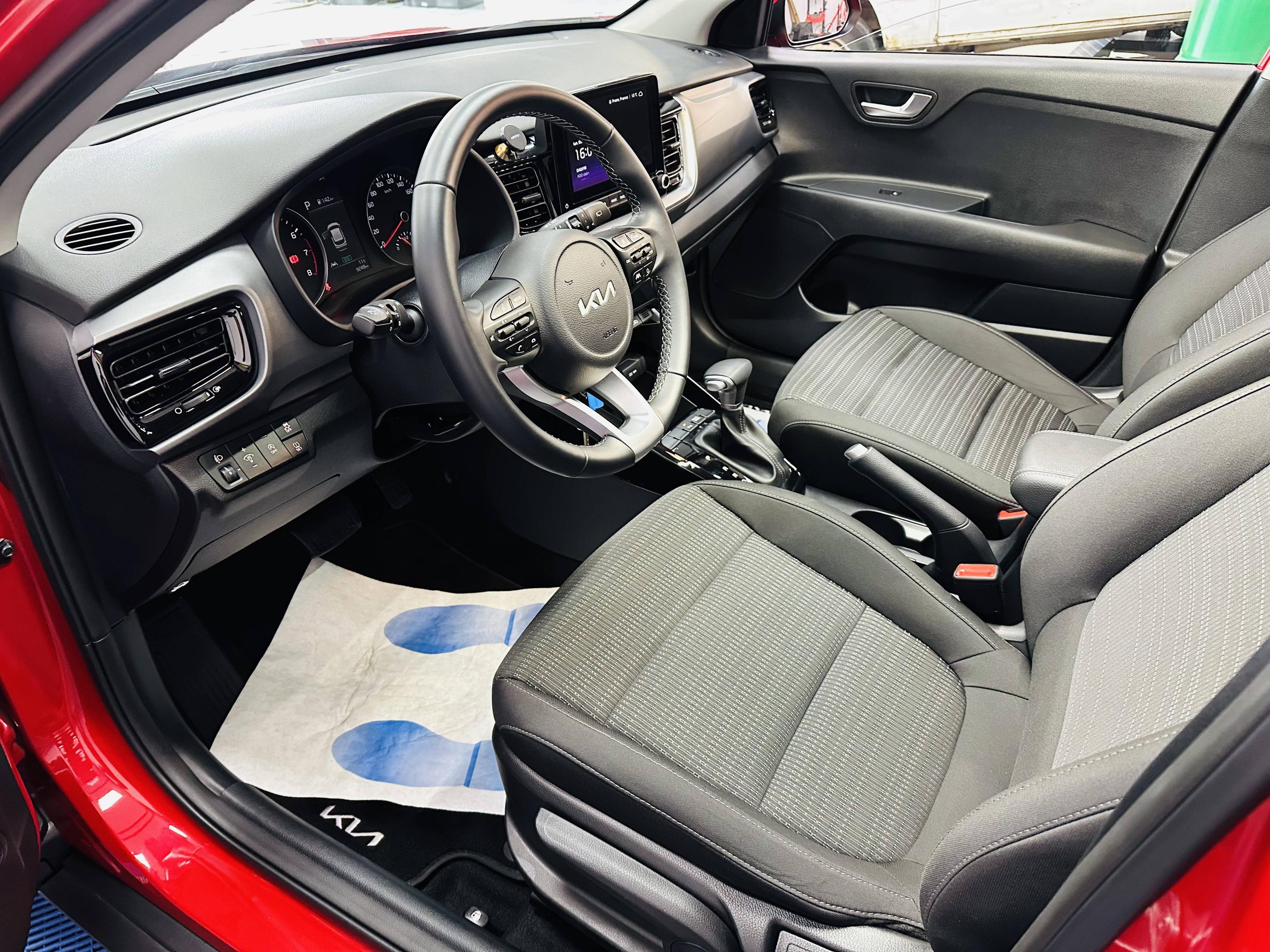 KIA STONIC