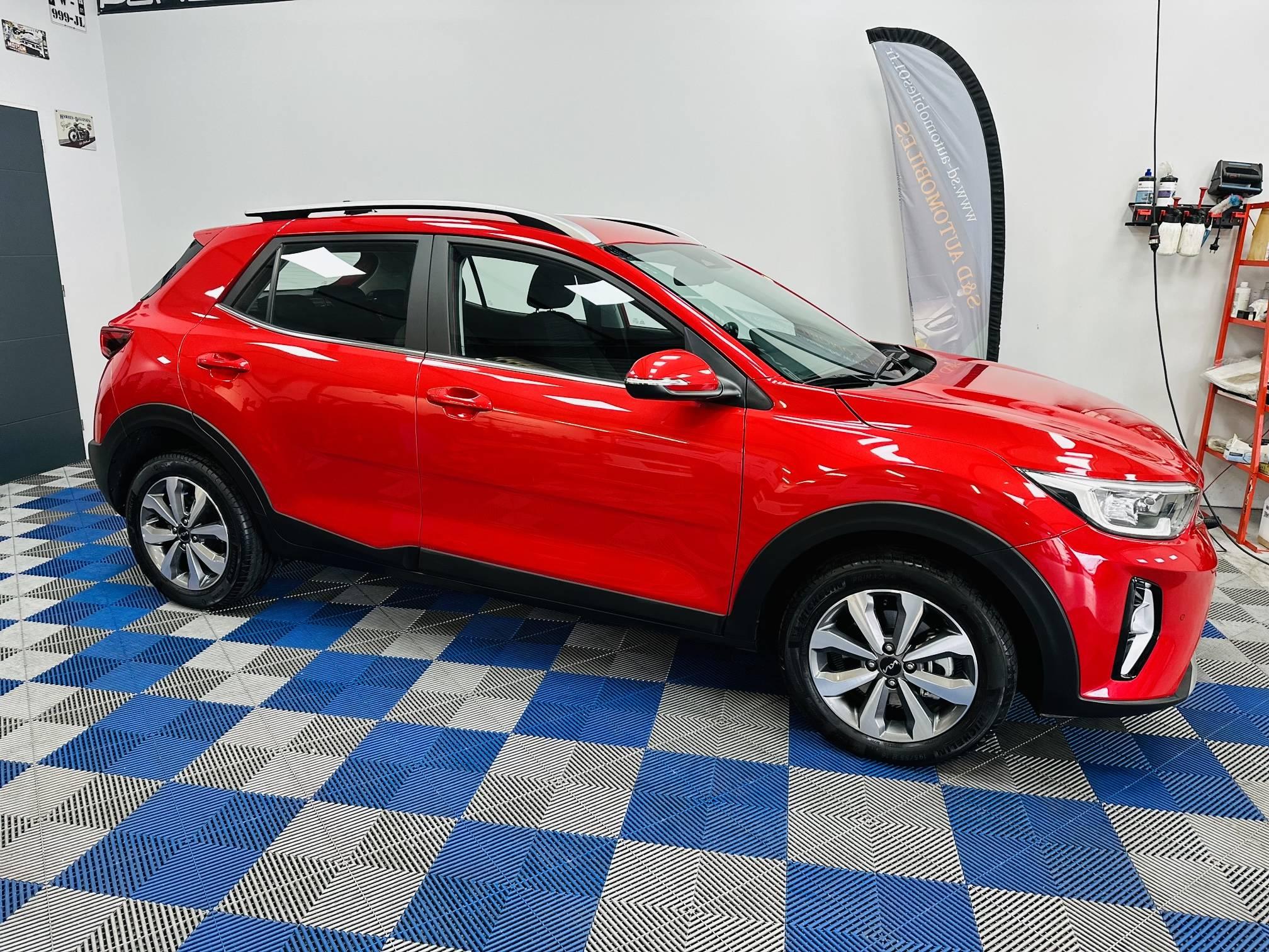KIA STONIC