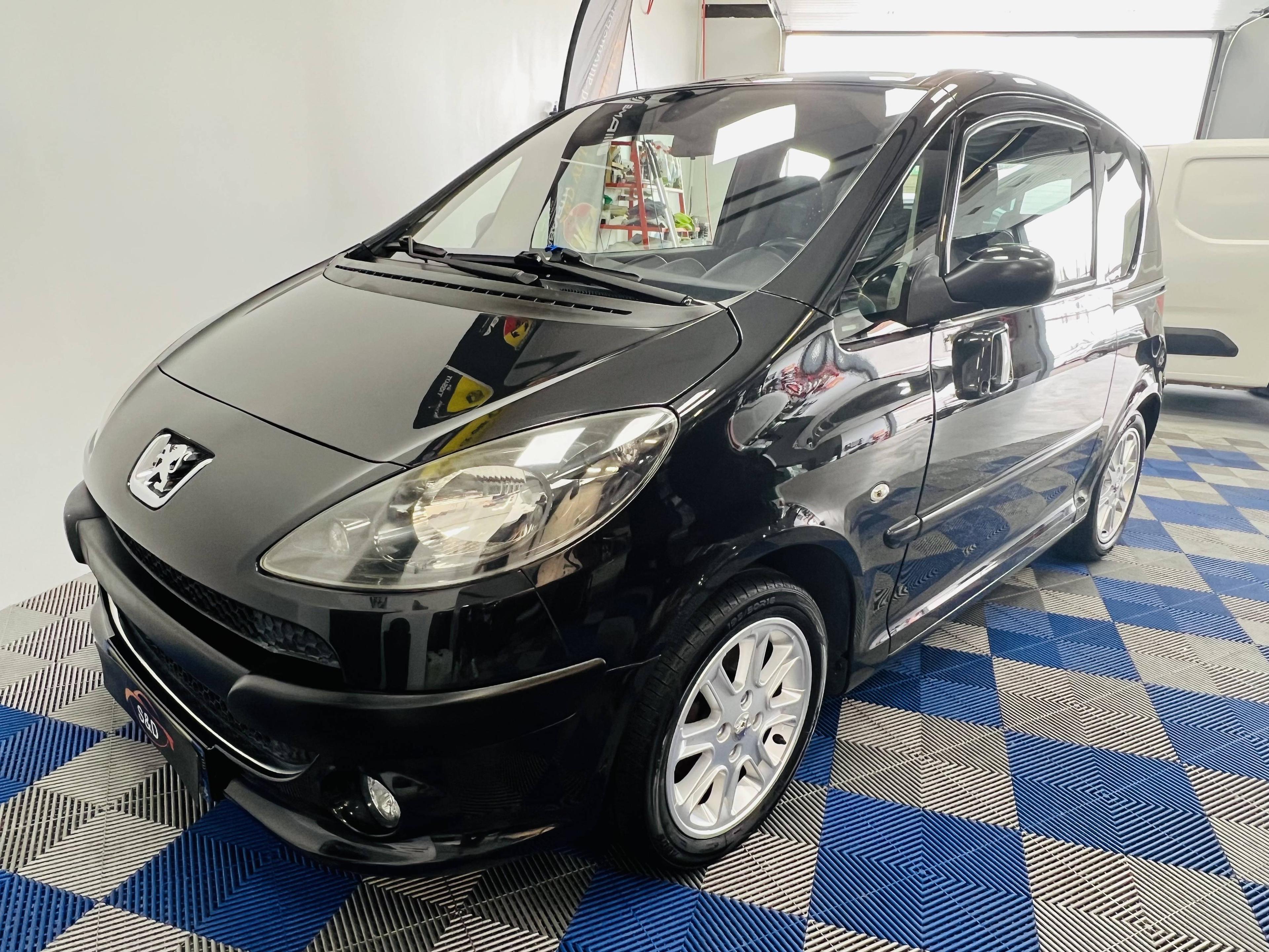 PEUGEOT 1007