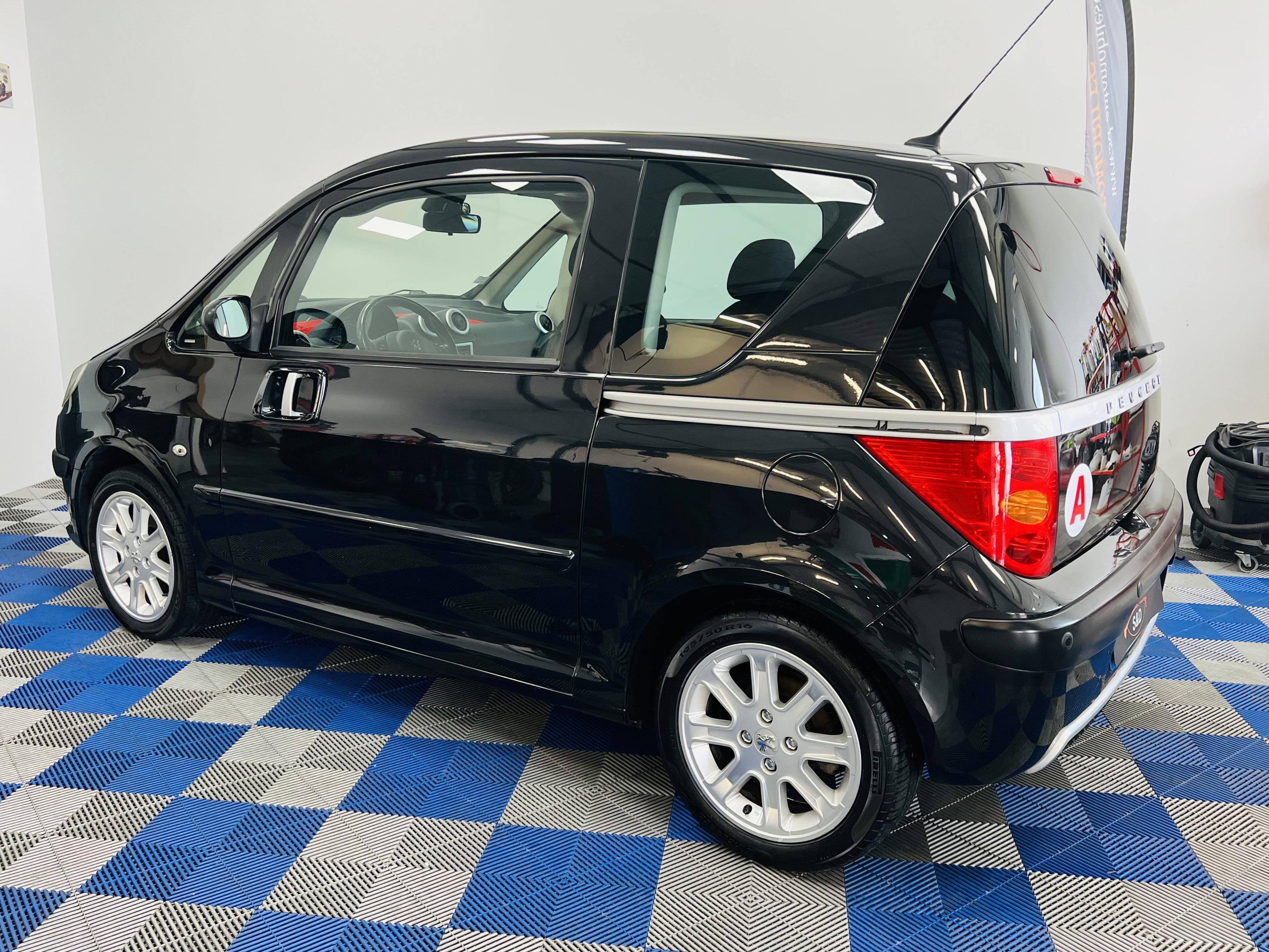 PEUGEOT 1007