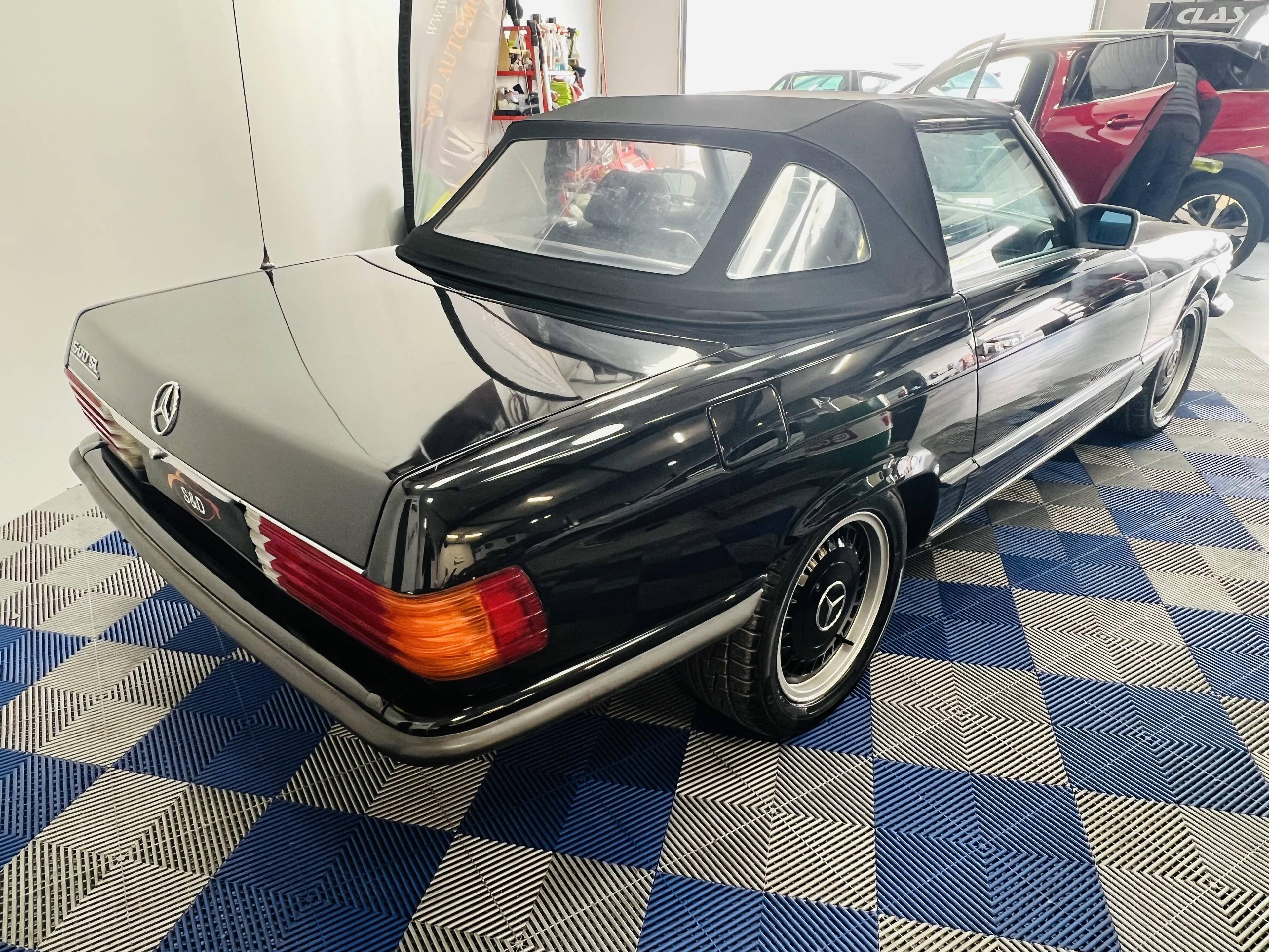 MERCEDES-BENZ 