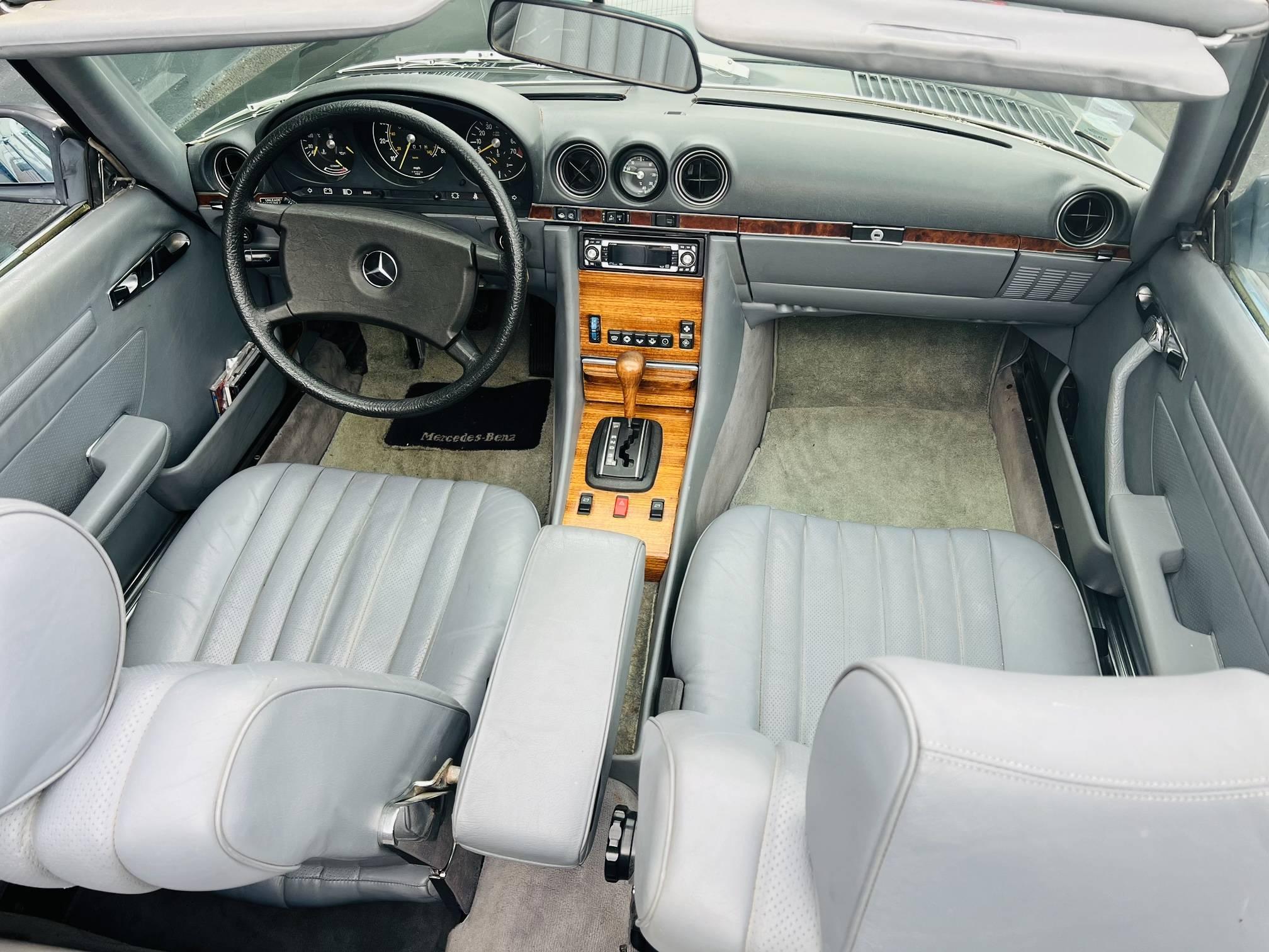 MERCEDES-BENZ 