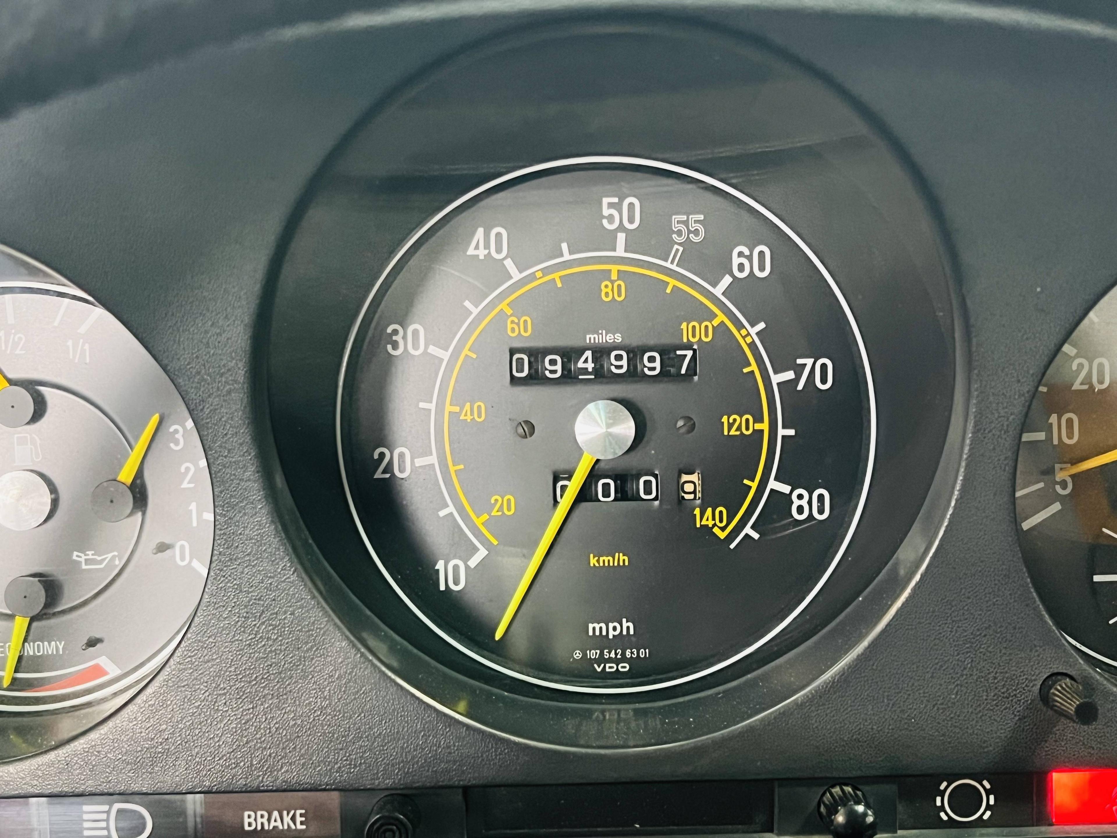 MERCEDES-BENZ 