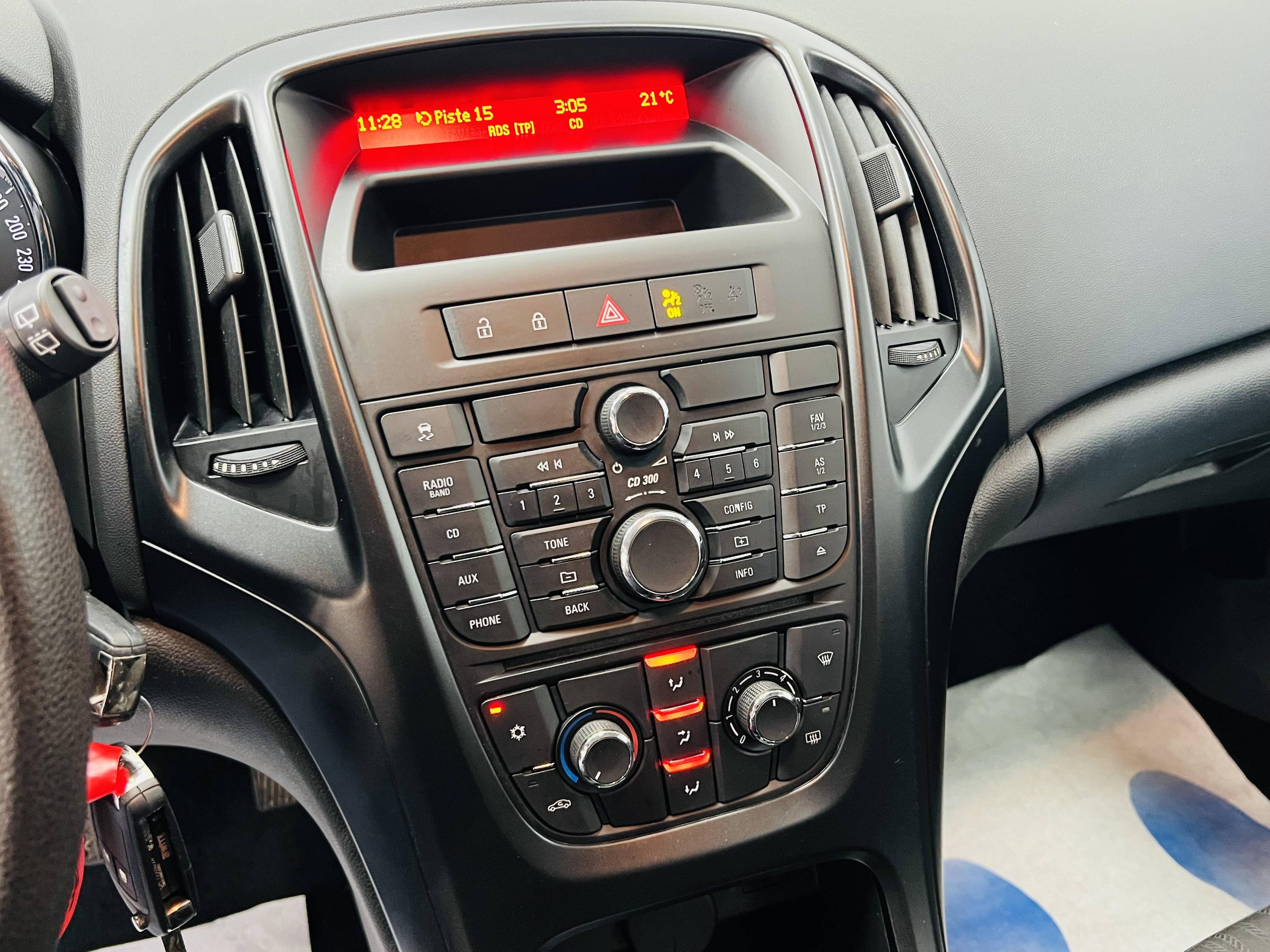 OPEL ASTRA