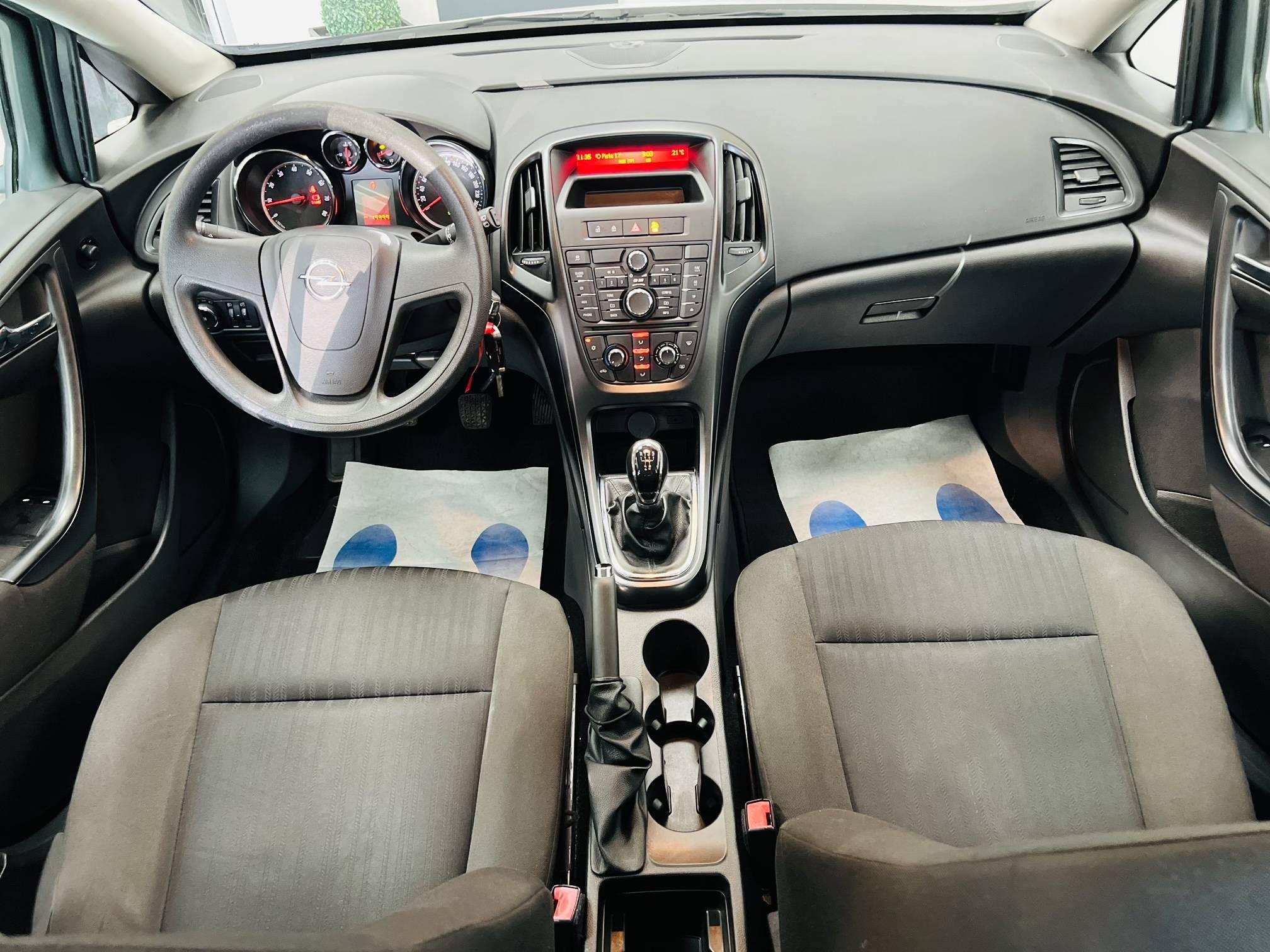 OPEL ASTRA
