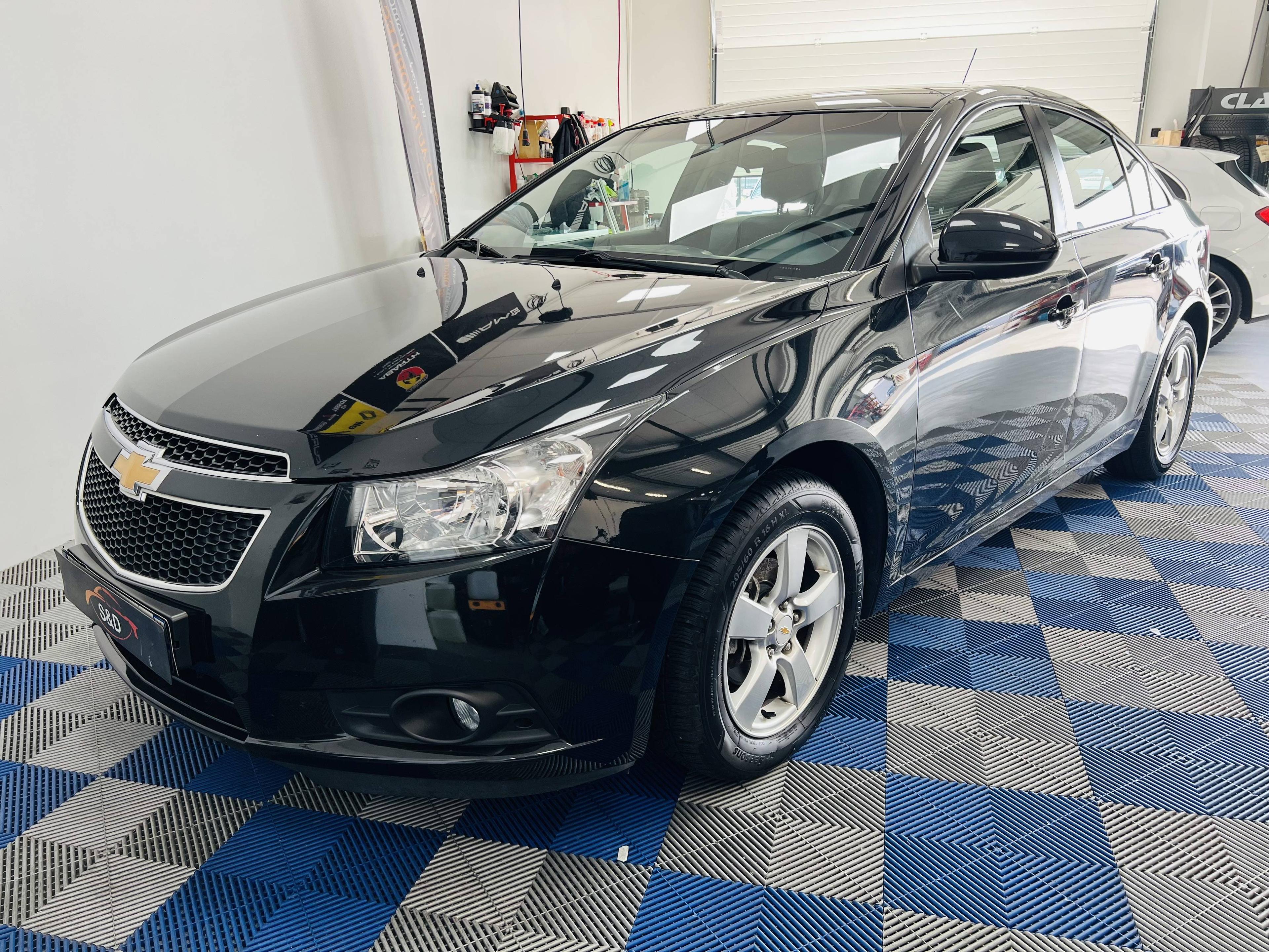 CHEVROLET CRUZE