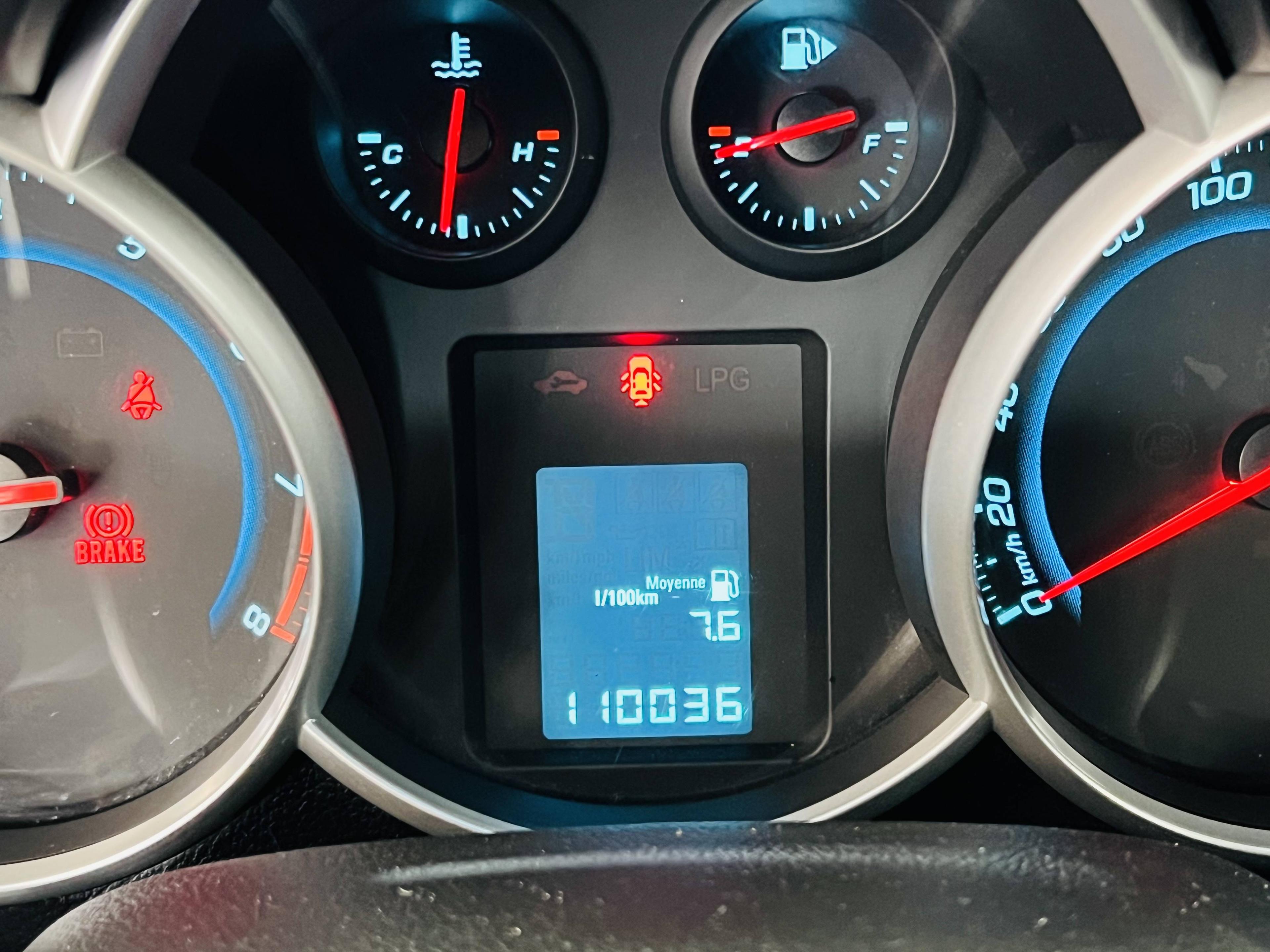 CHEVROLET CRUZE