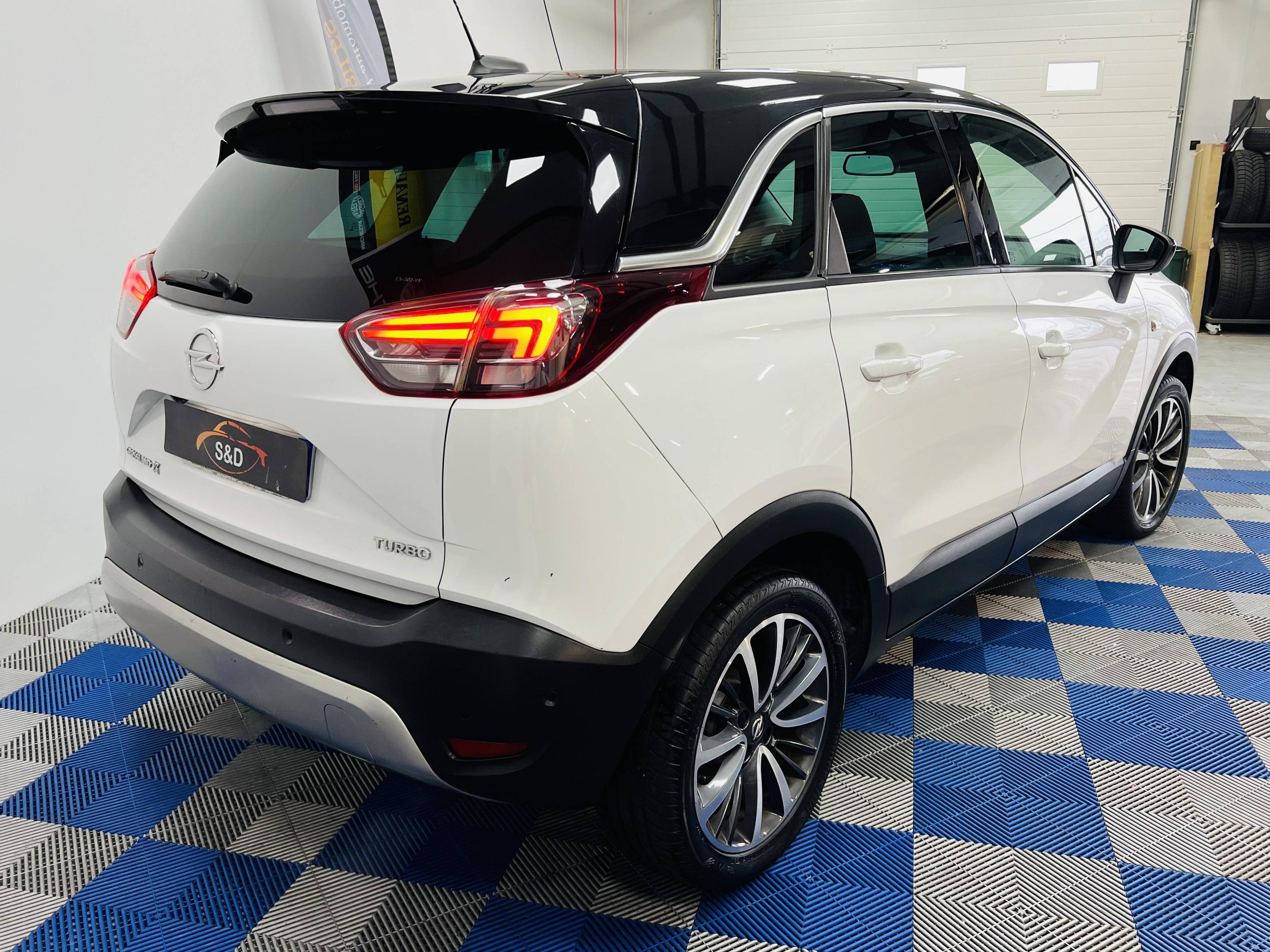 OPEL CROSSLAND X