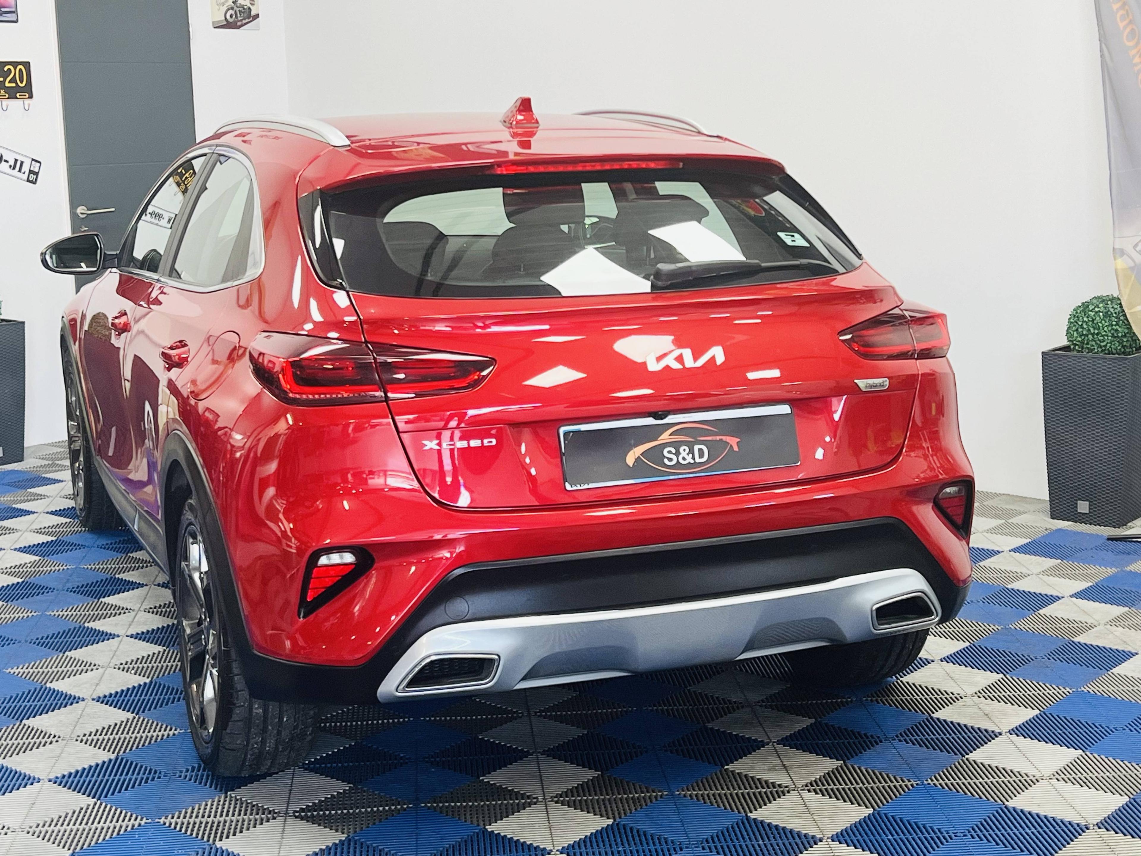 KIA X-CEED