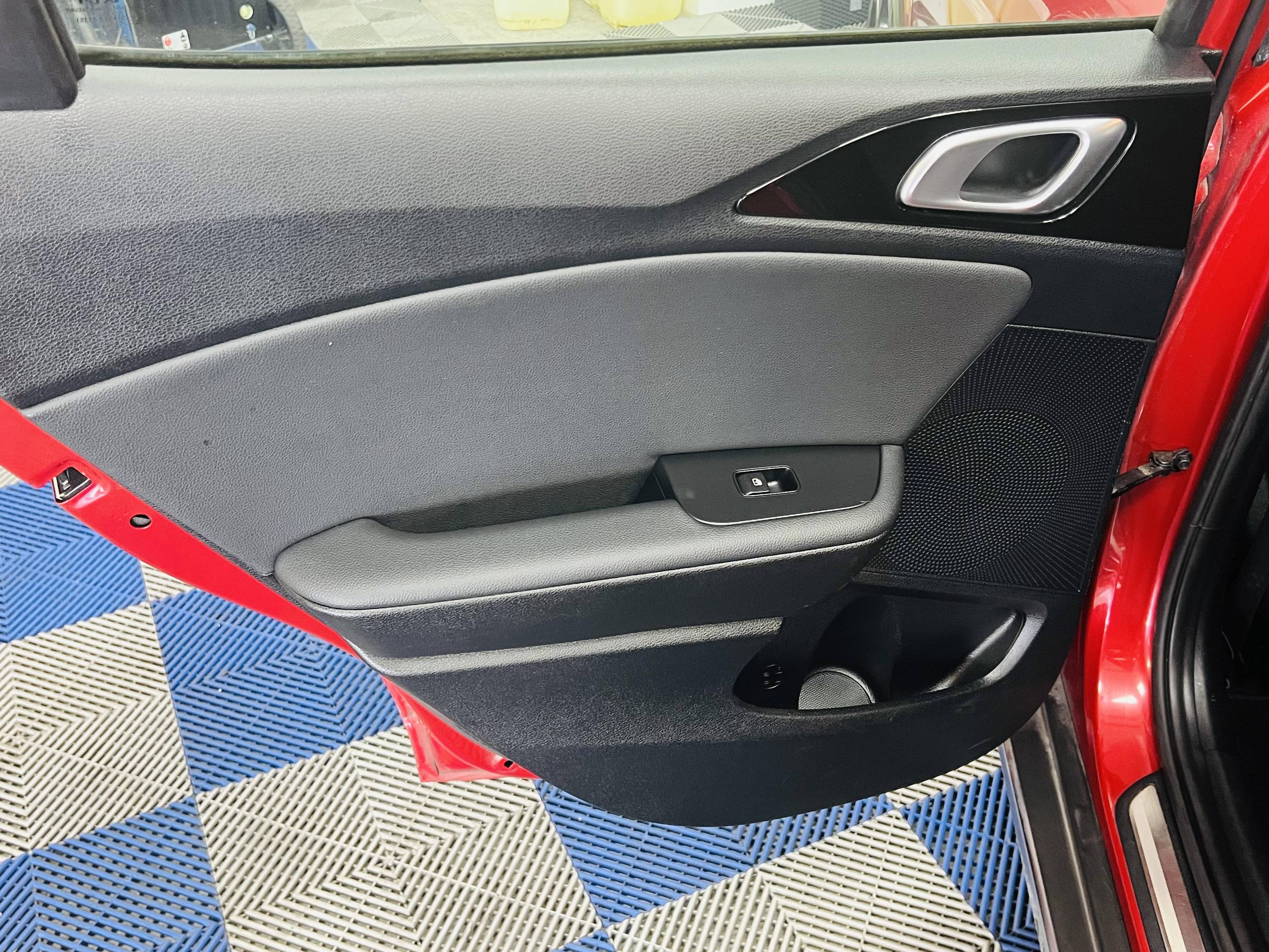 KIA X-CEED
