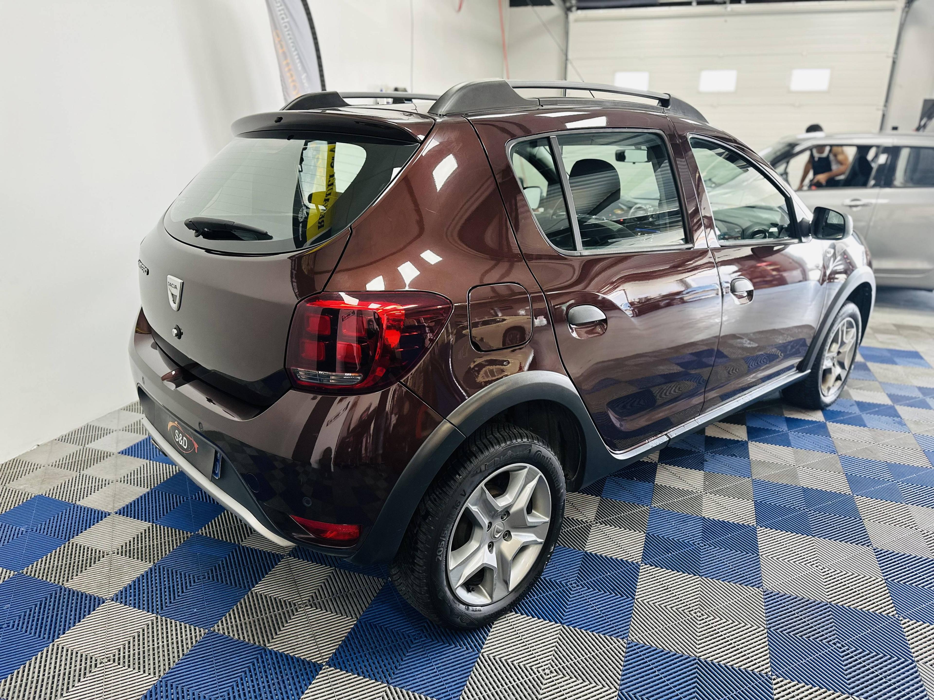 DACIA SANDERO