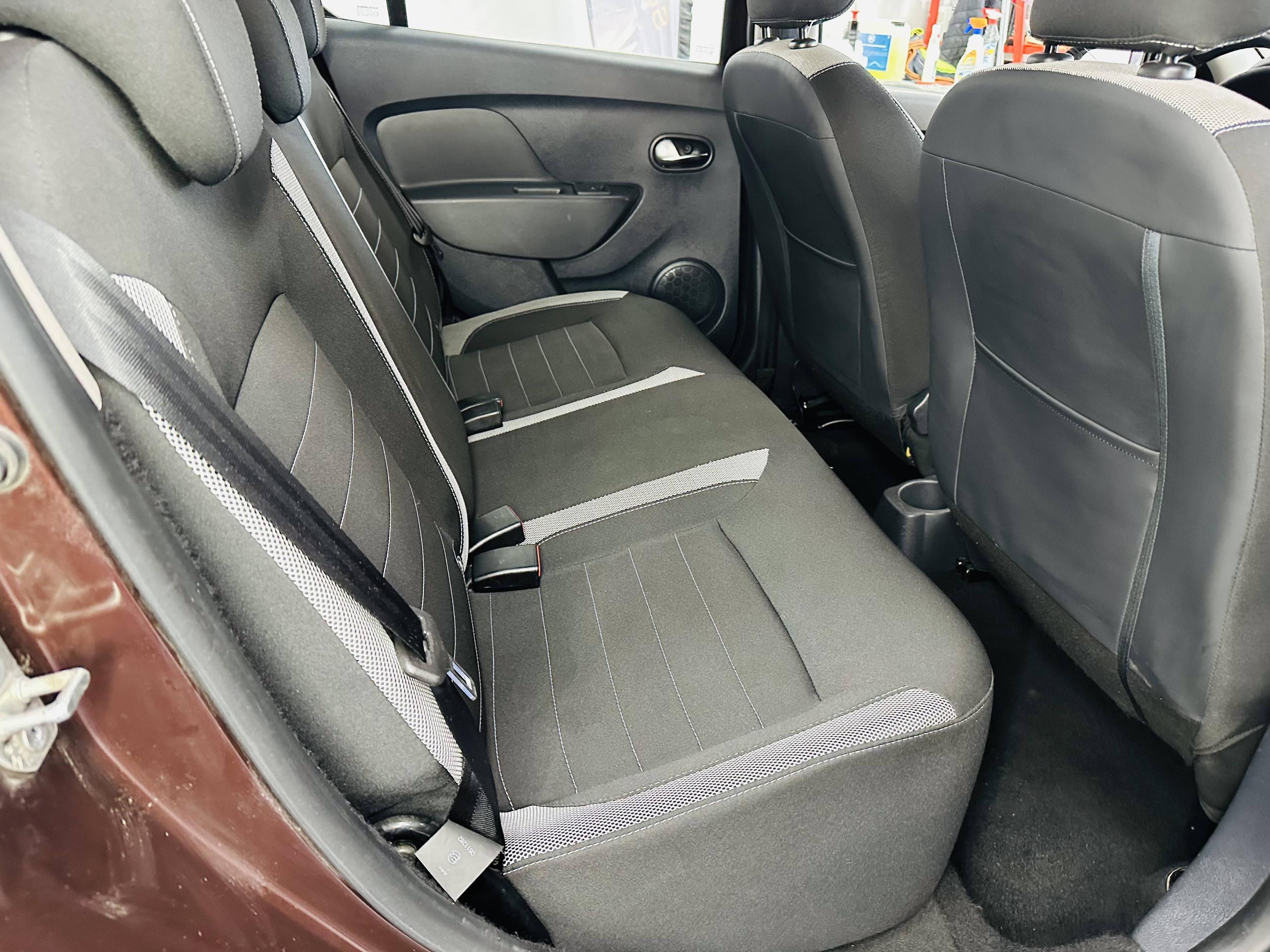 DACIA SANDERO