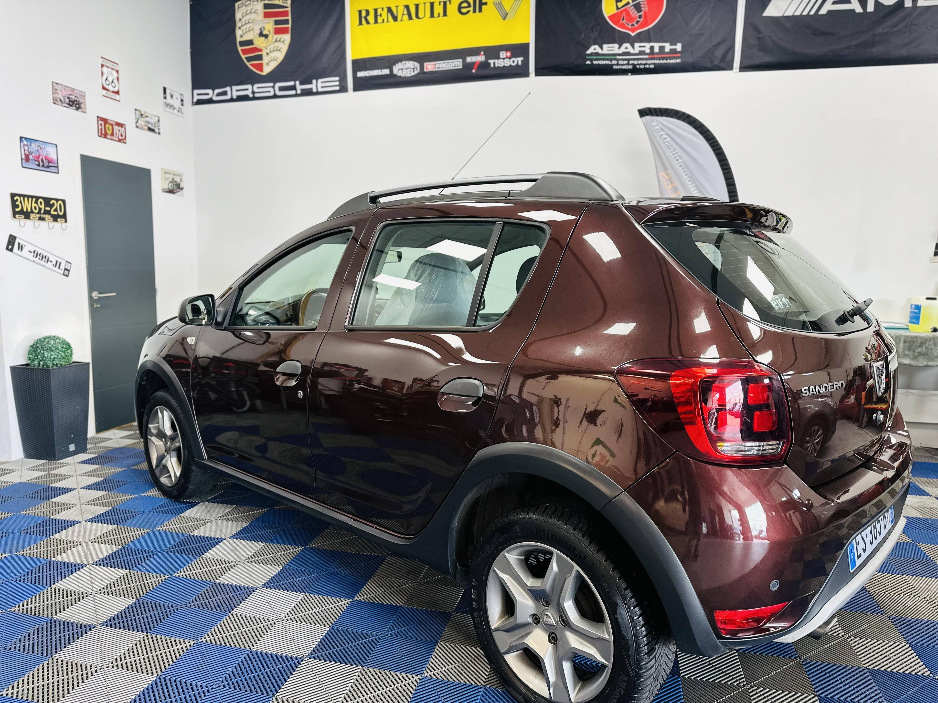 DACIA SANDERO