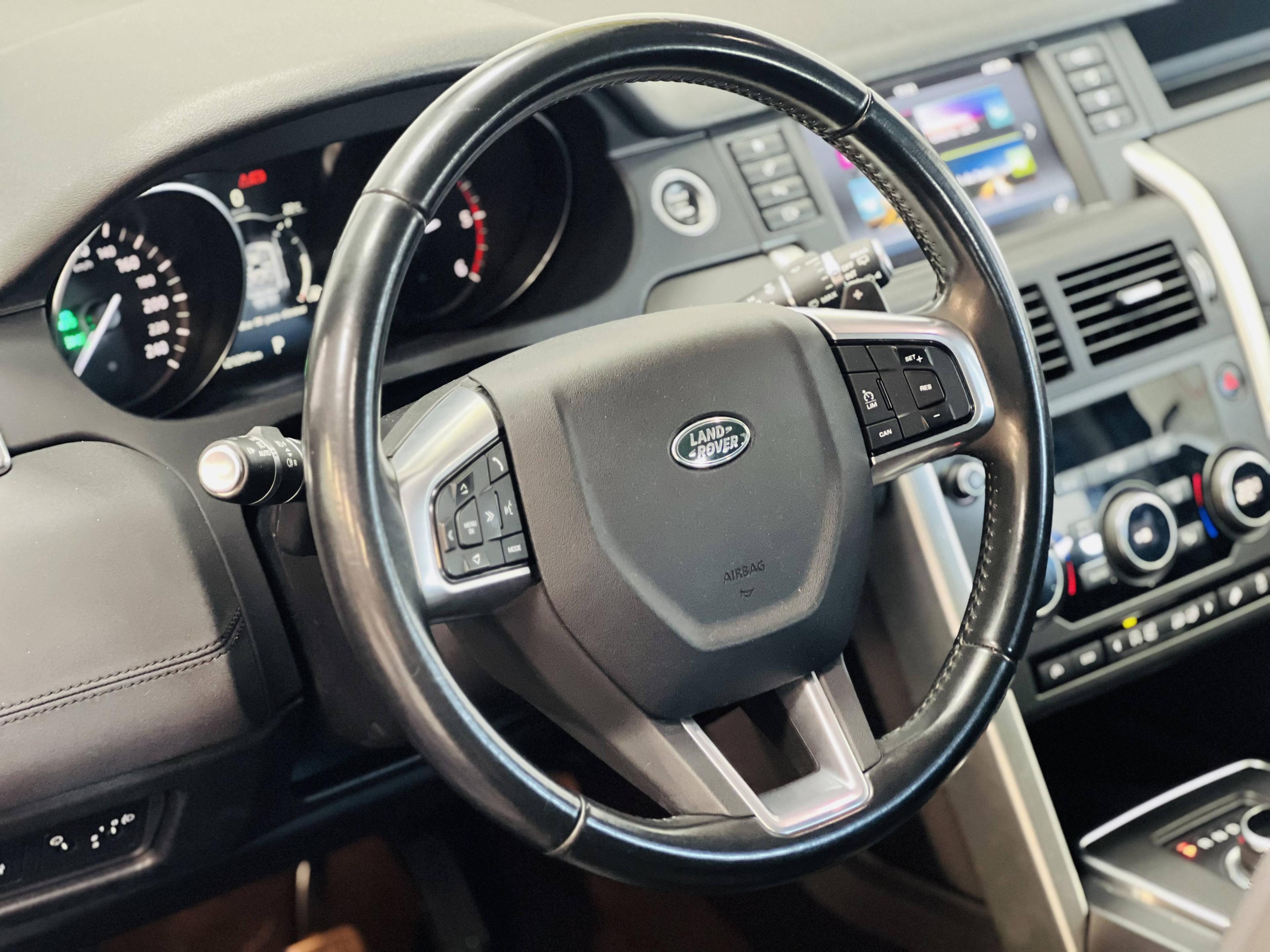 LAND-ROVER DISCOVERY SPORT