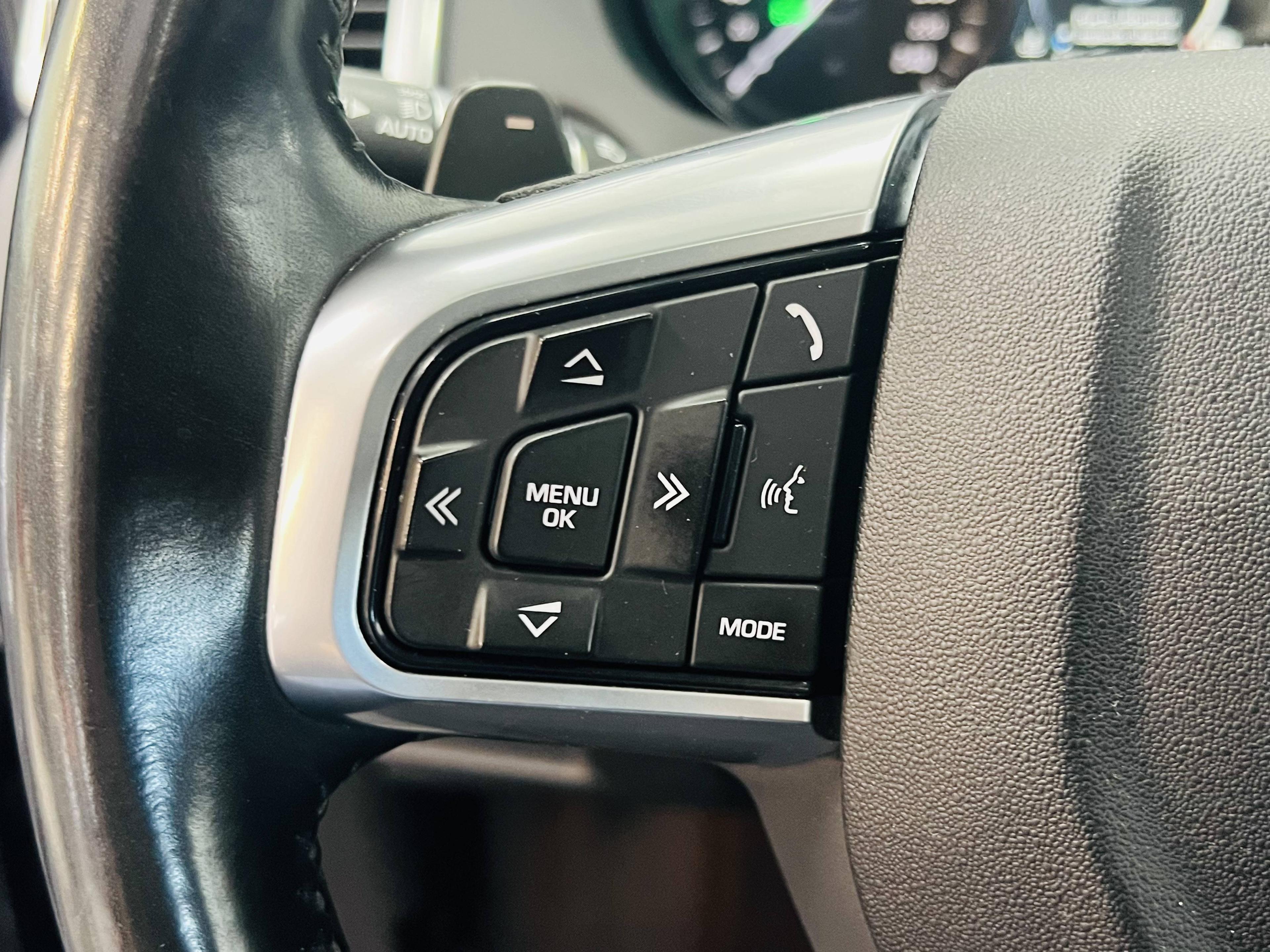 LAND-ROVER DISCOVERY SPORT