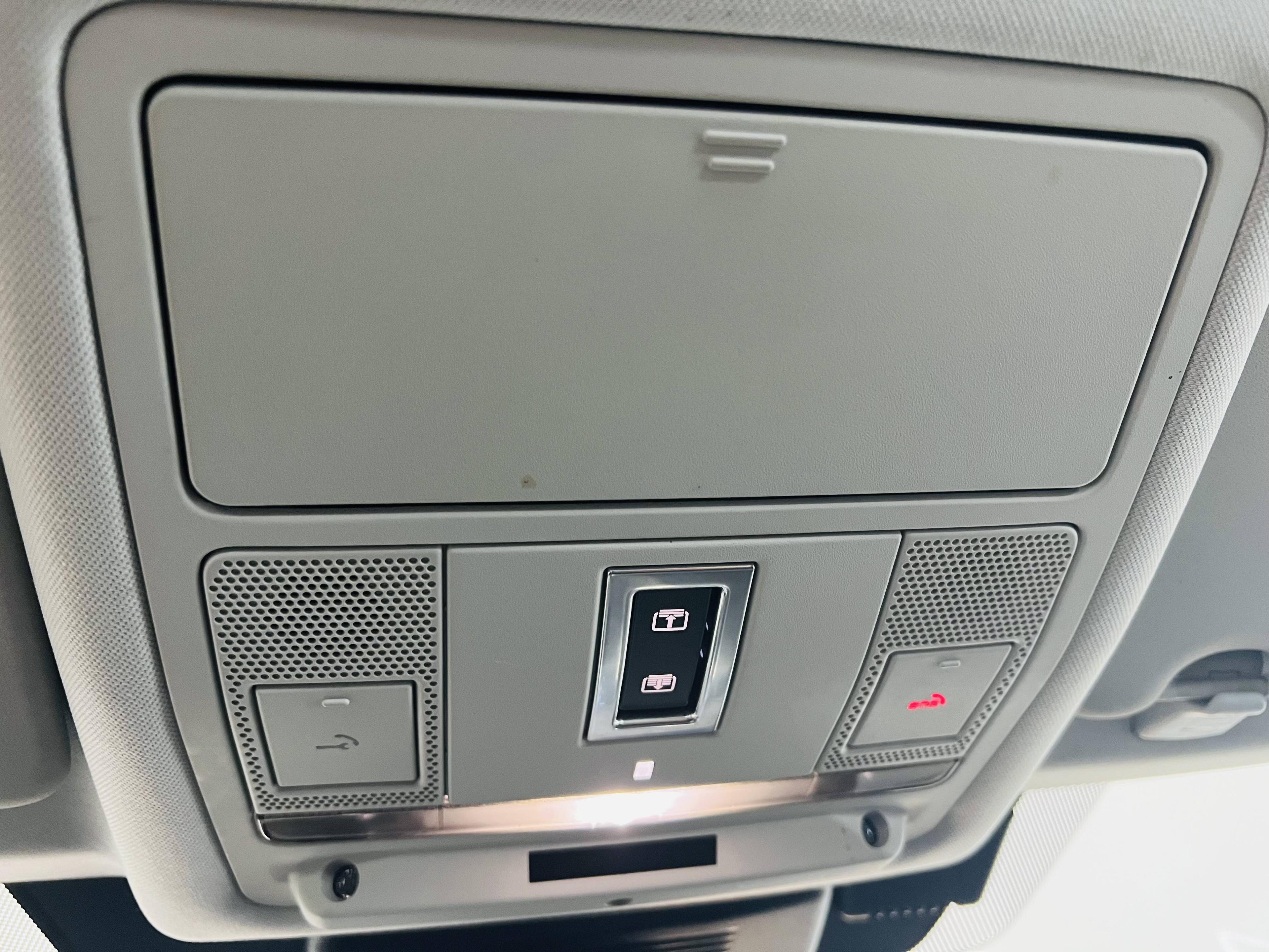 LAND-ROVER DISCOVERY SPORT