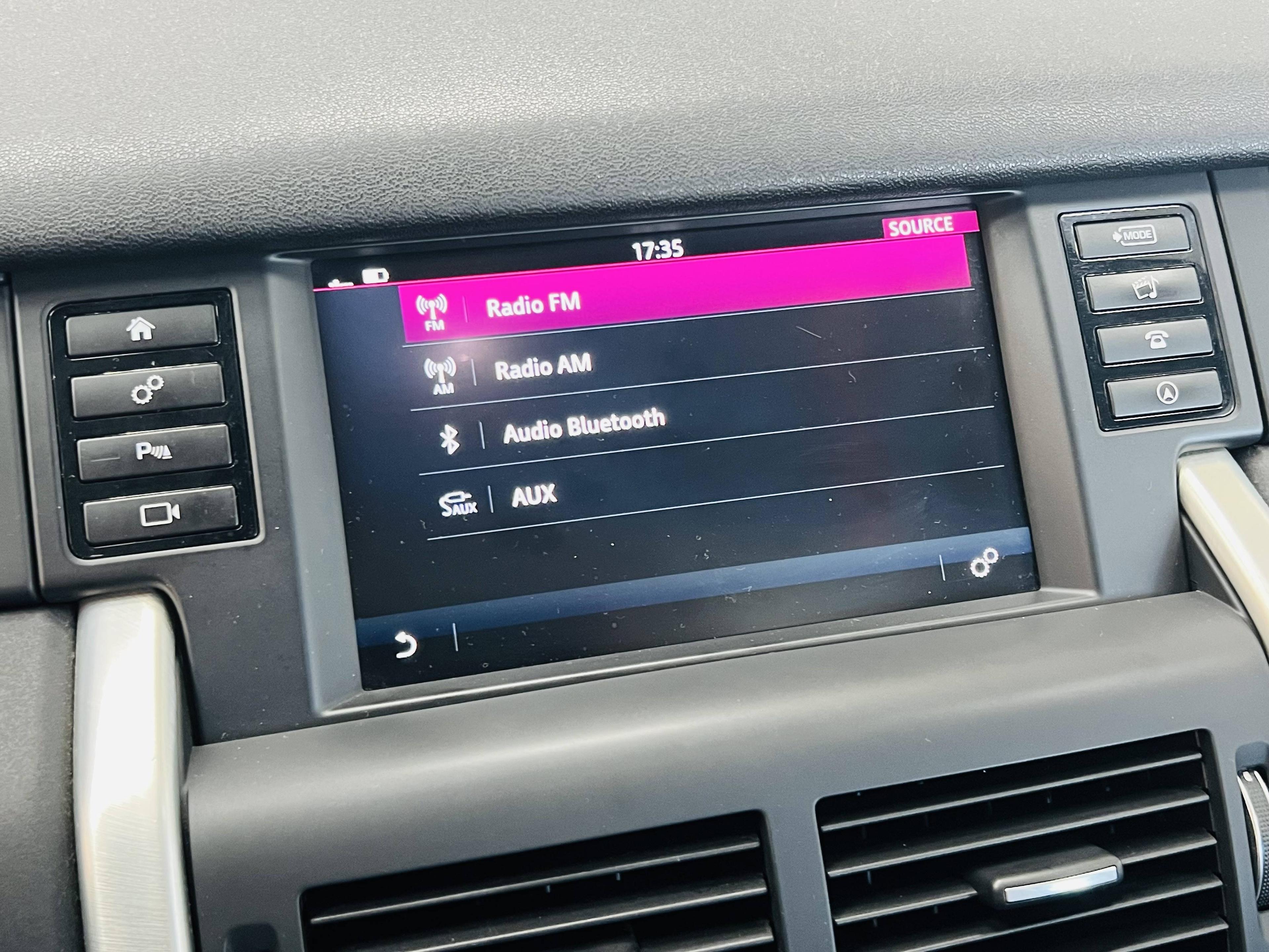 LAND-ROVER DISCOVERY SPORT