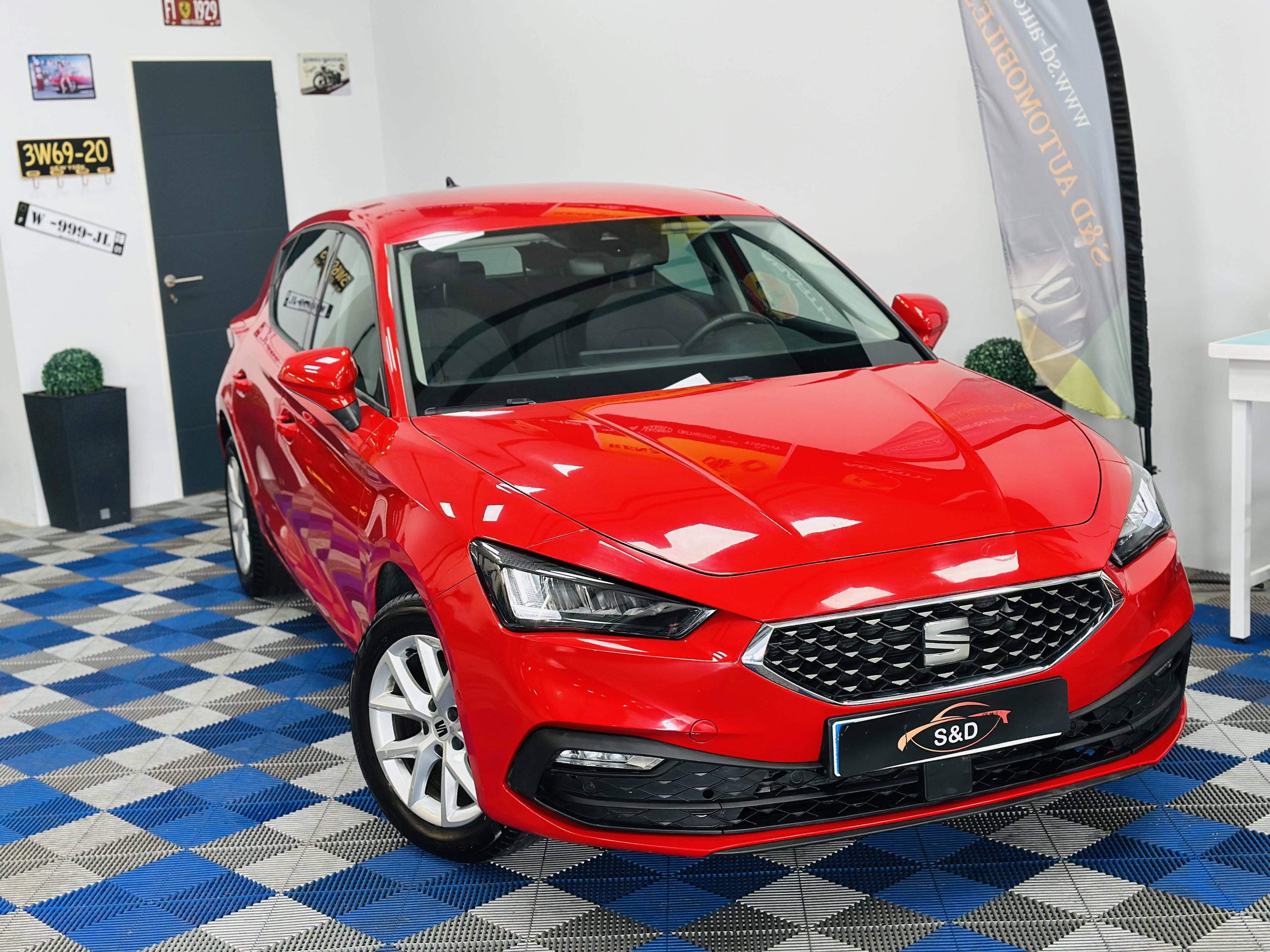 SEAT LEON