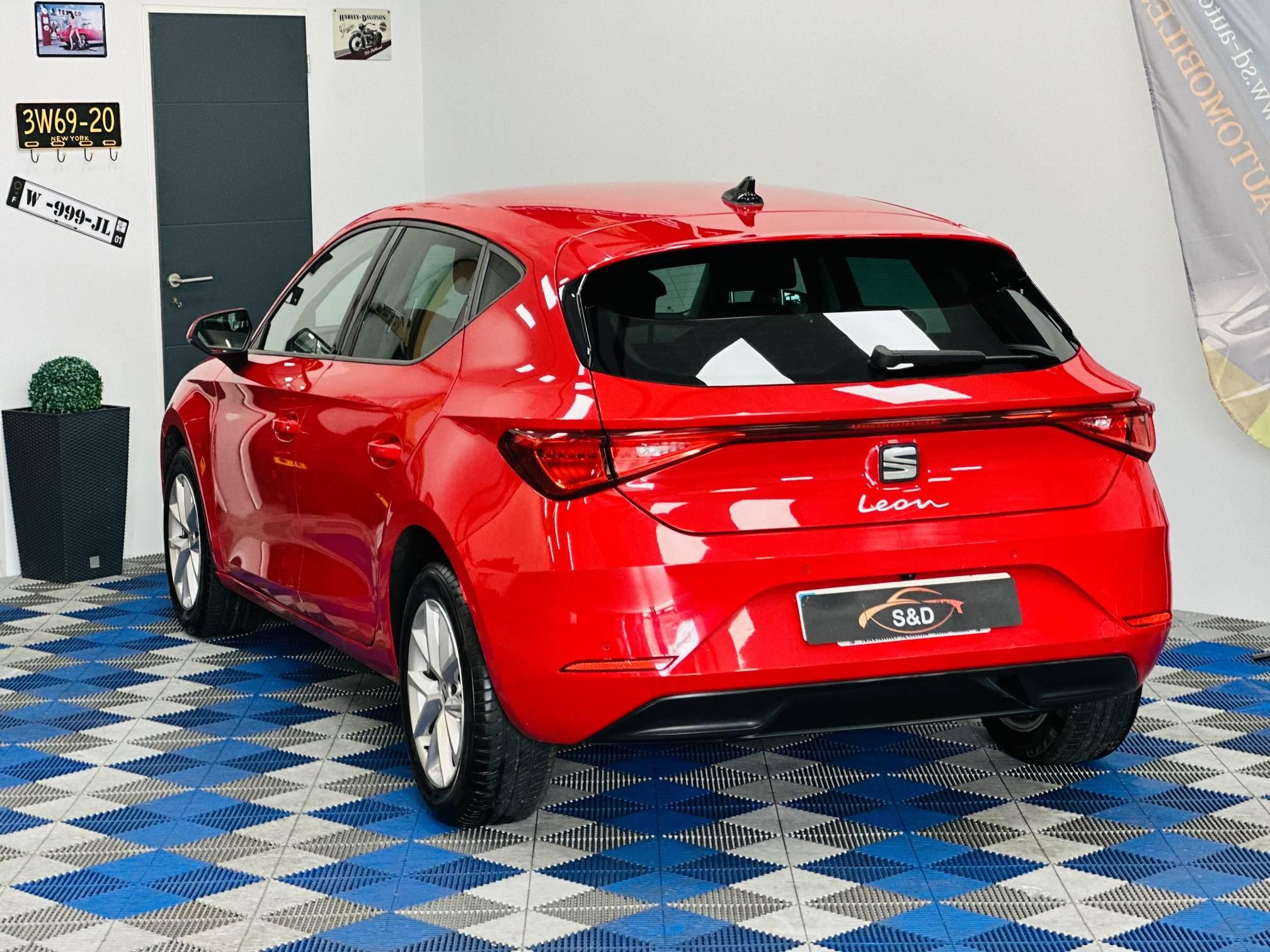SEAT LEON