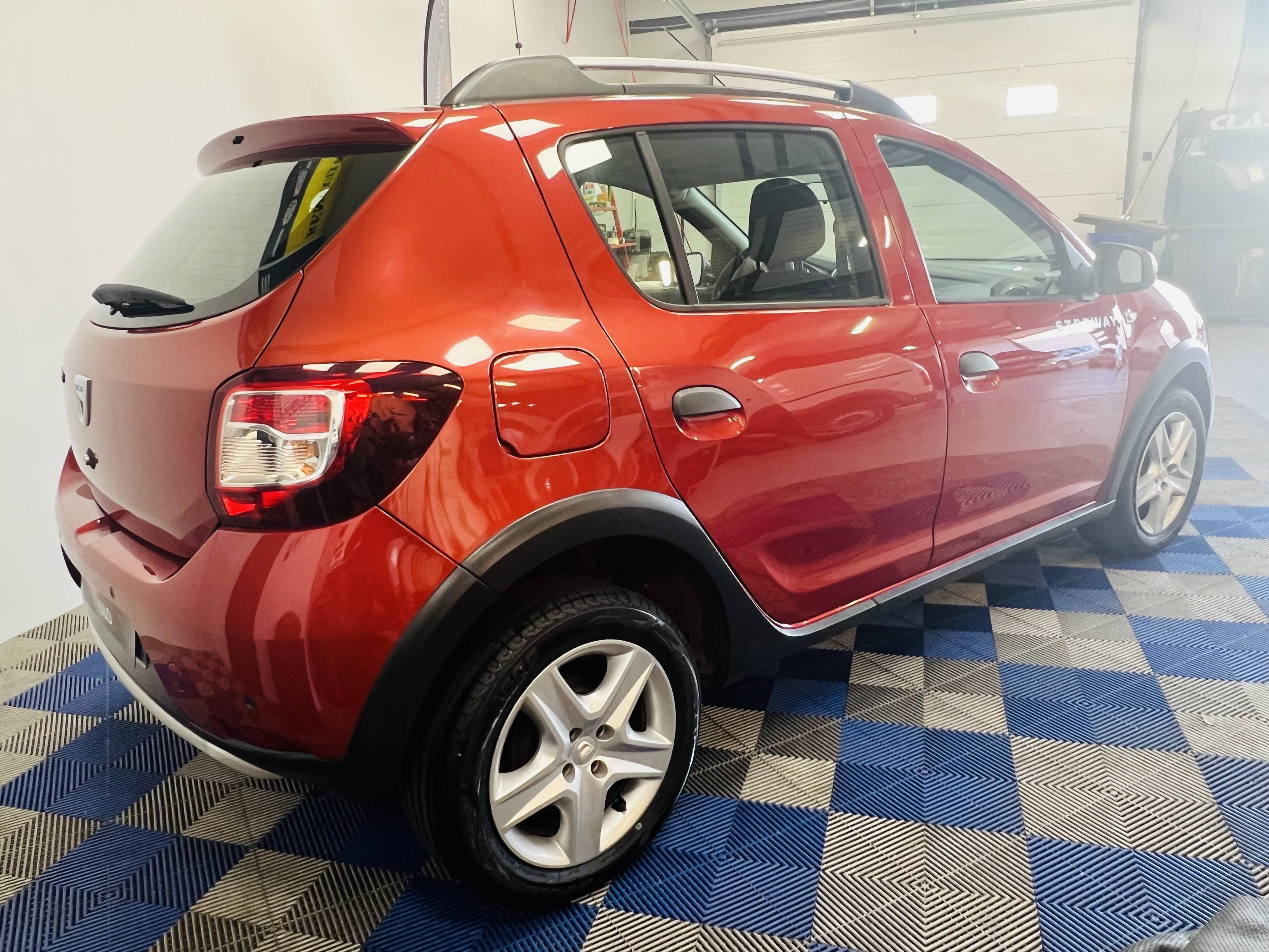 DACIA SANDERO