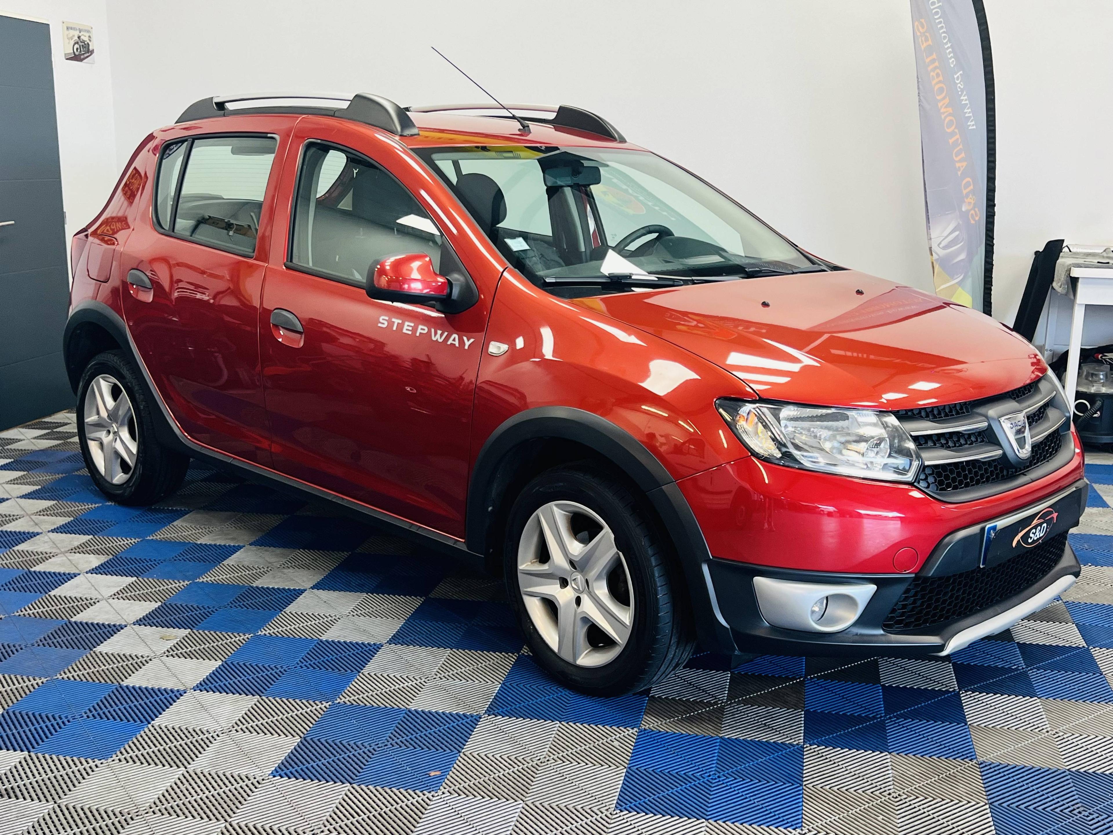 DACIA SANDERO