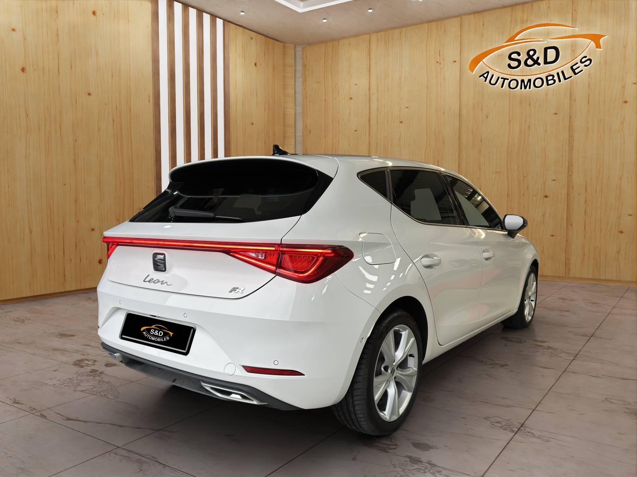 SEAT LEON