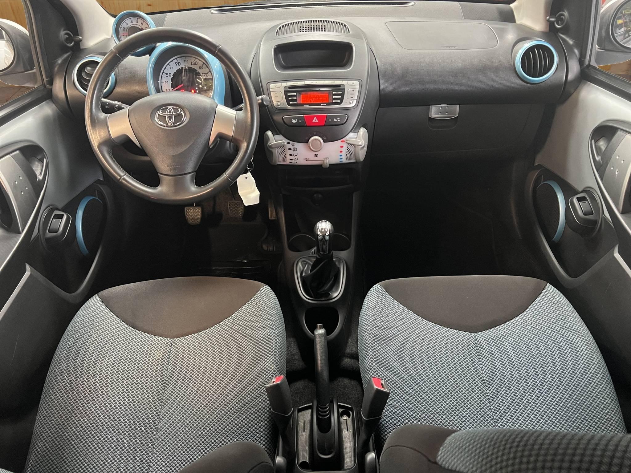 TOYOTA AYGO
