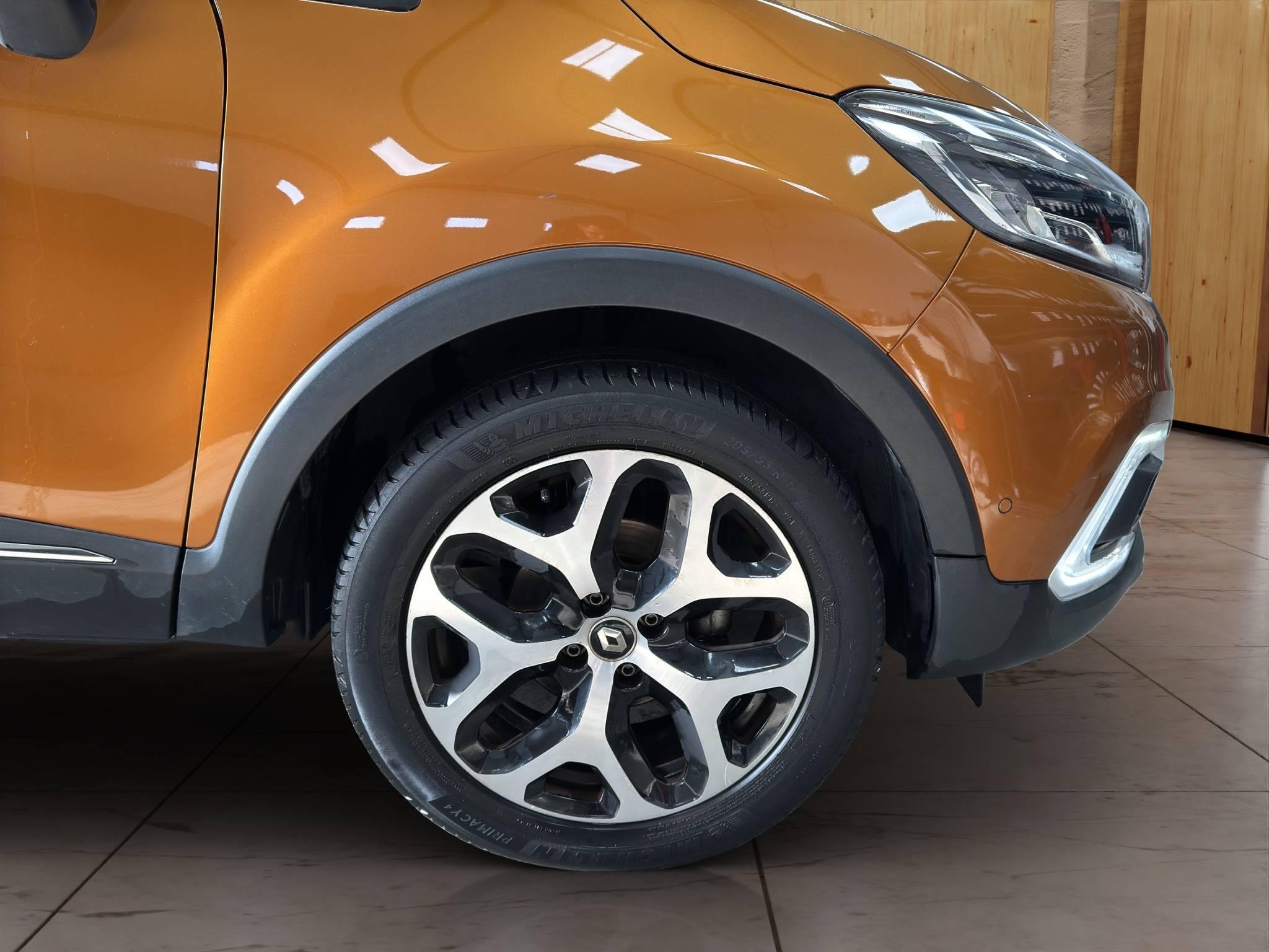 RENAULT CAPTUR
