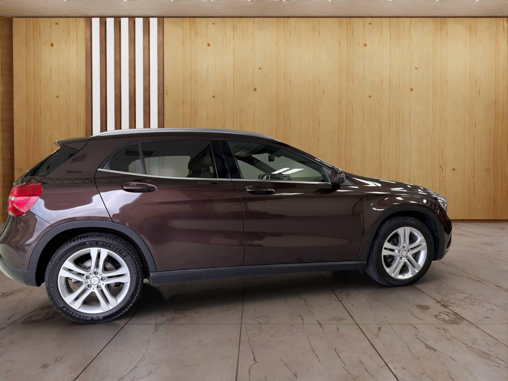 MERCEDES-BENZ CLASSE GLA