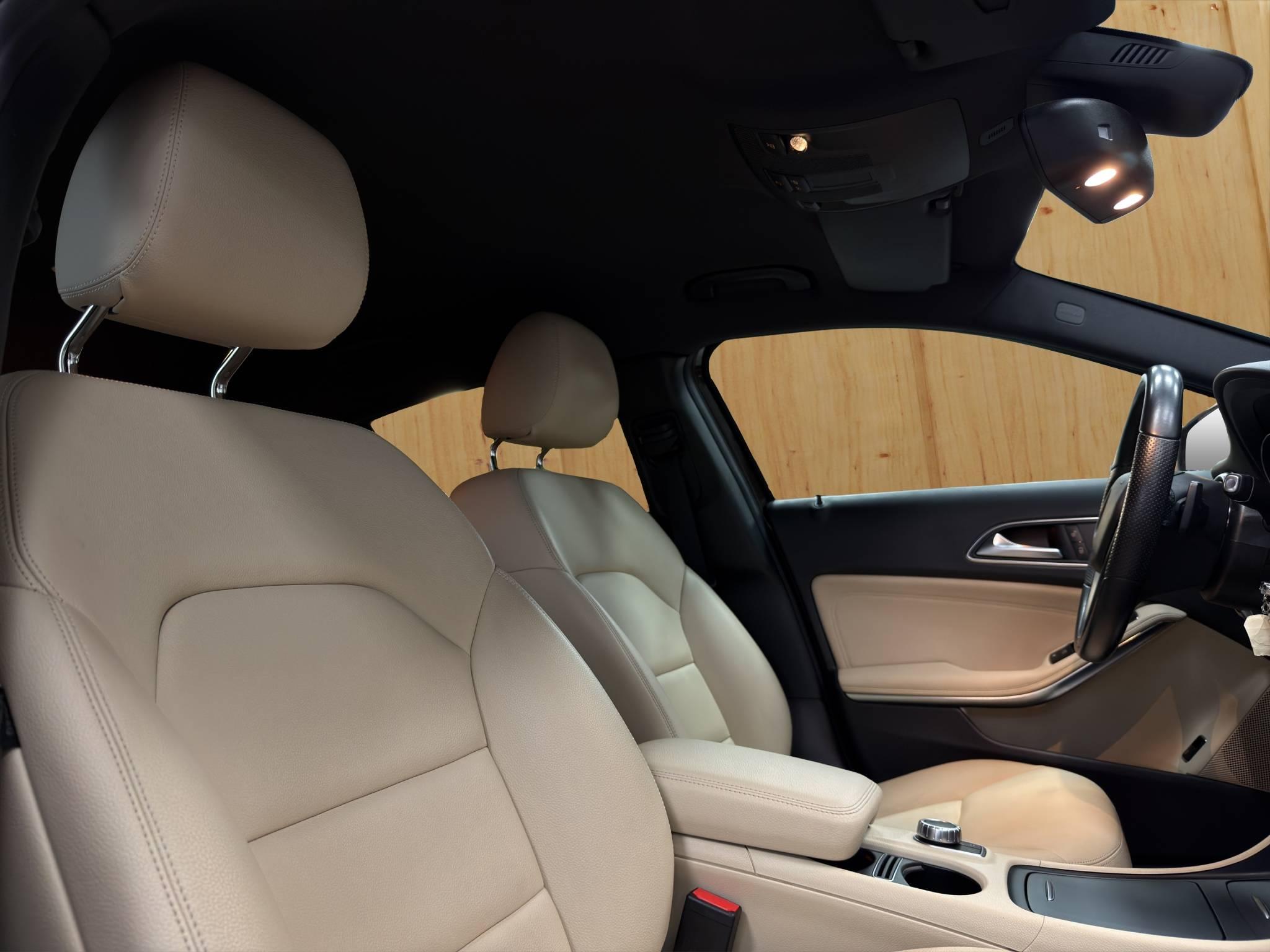 MERCEDES-BENZ CLASSE GLA