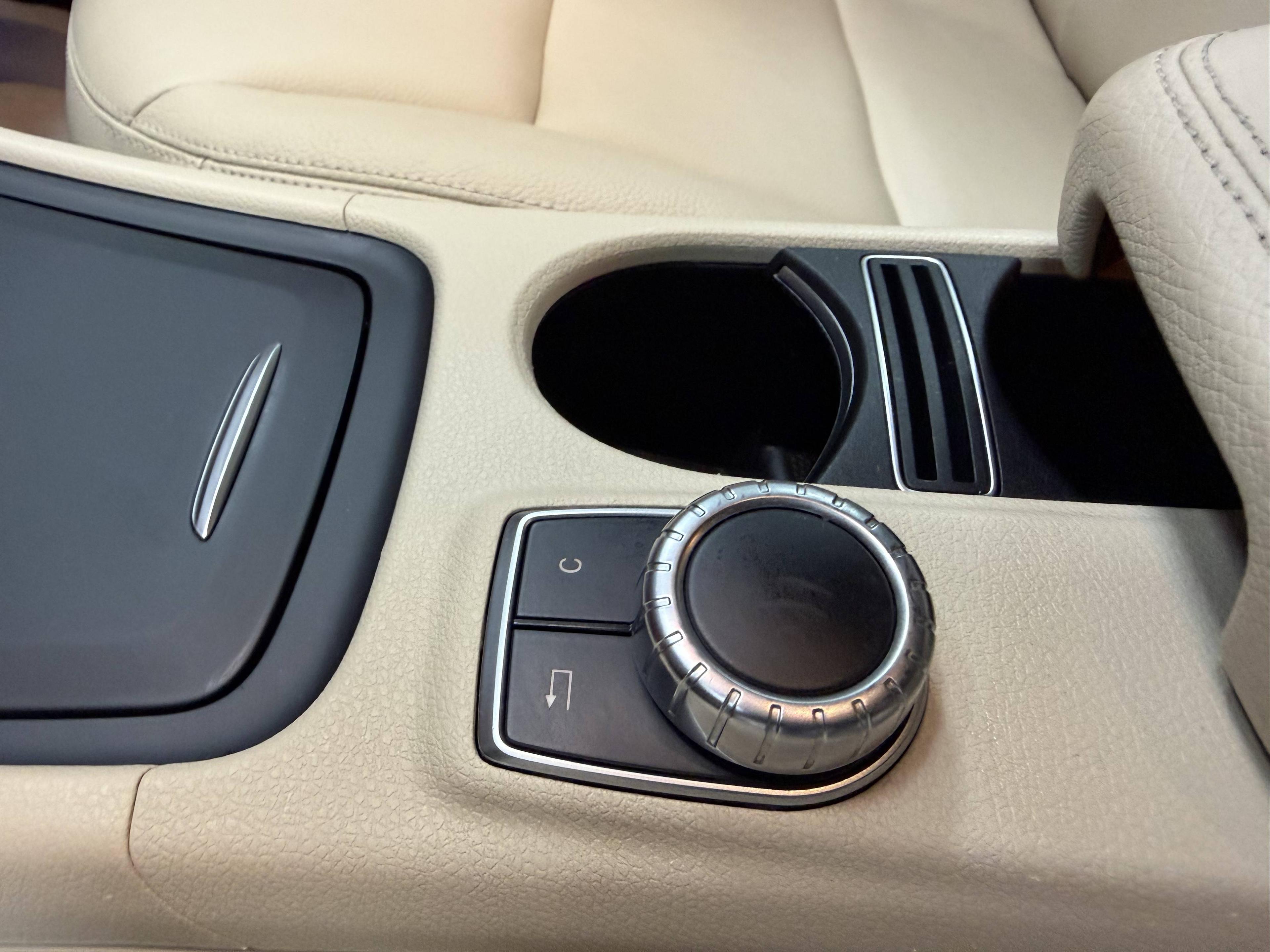 MERCEDES-BENZ CLASSE GLA