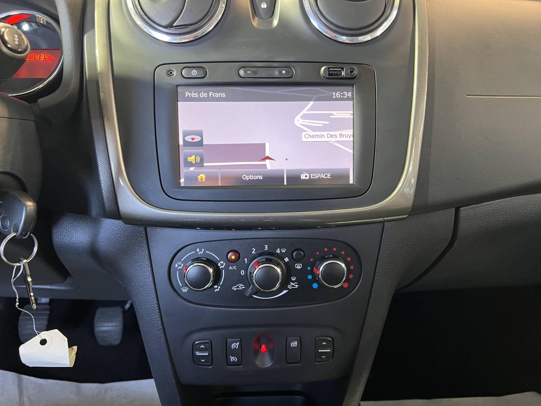 DACIA SANDERO