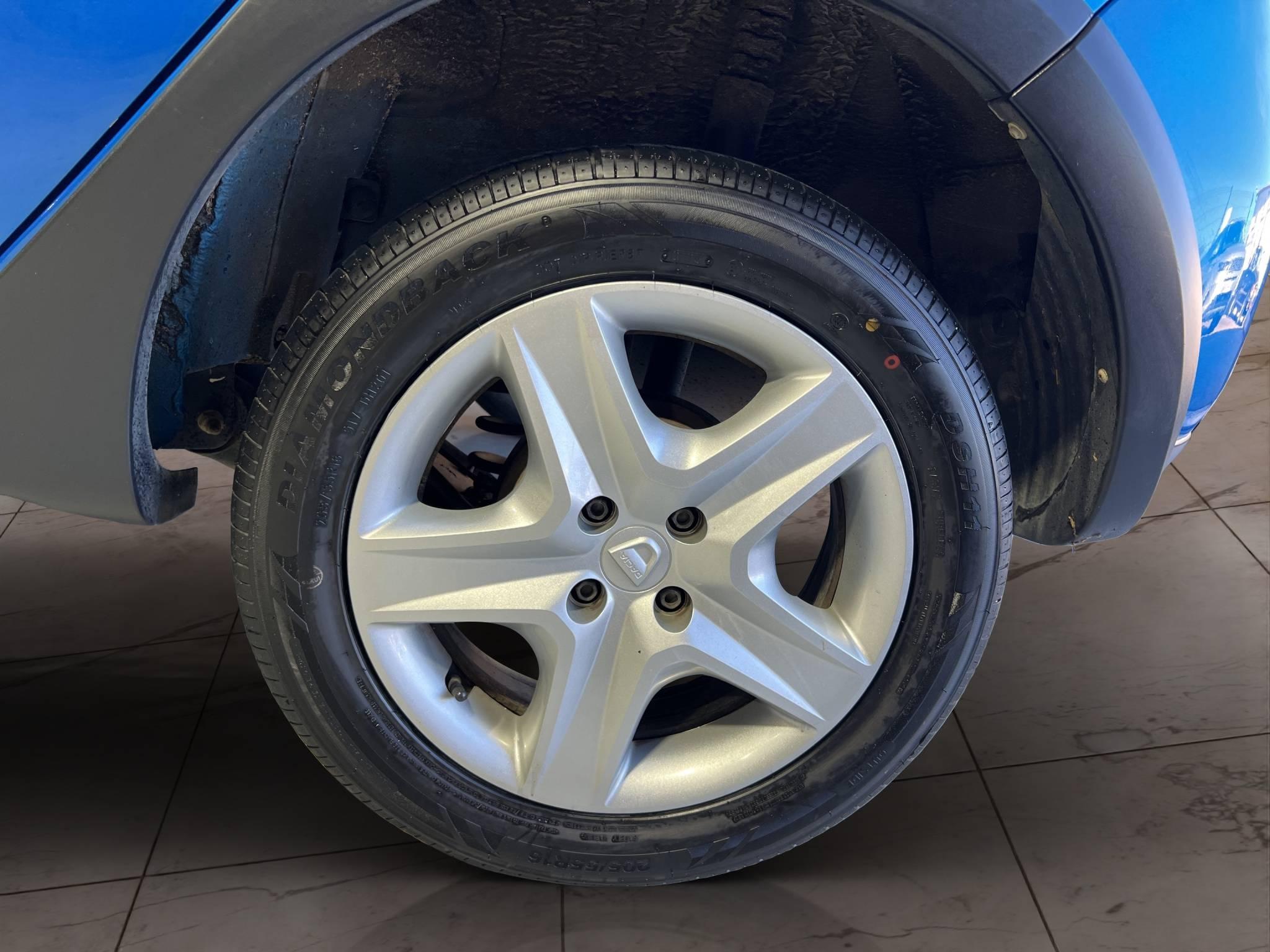 DACIA SANDERO