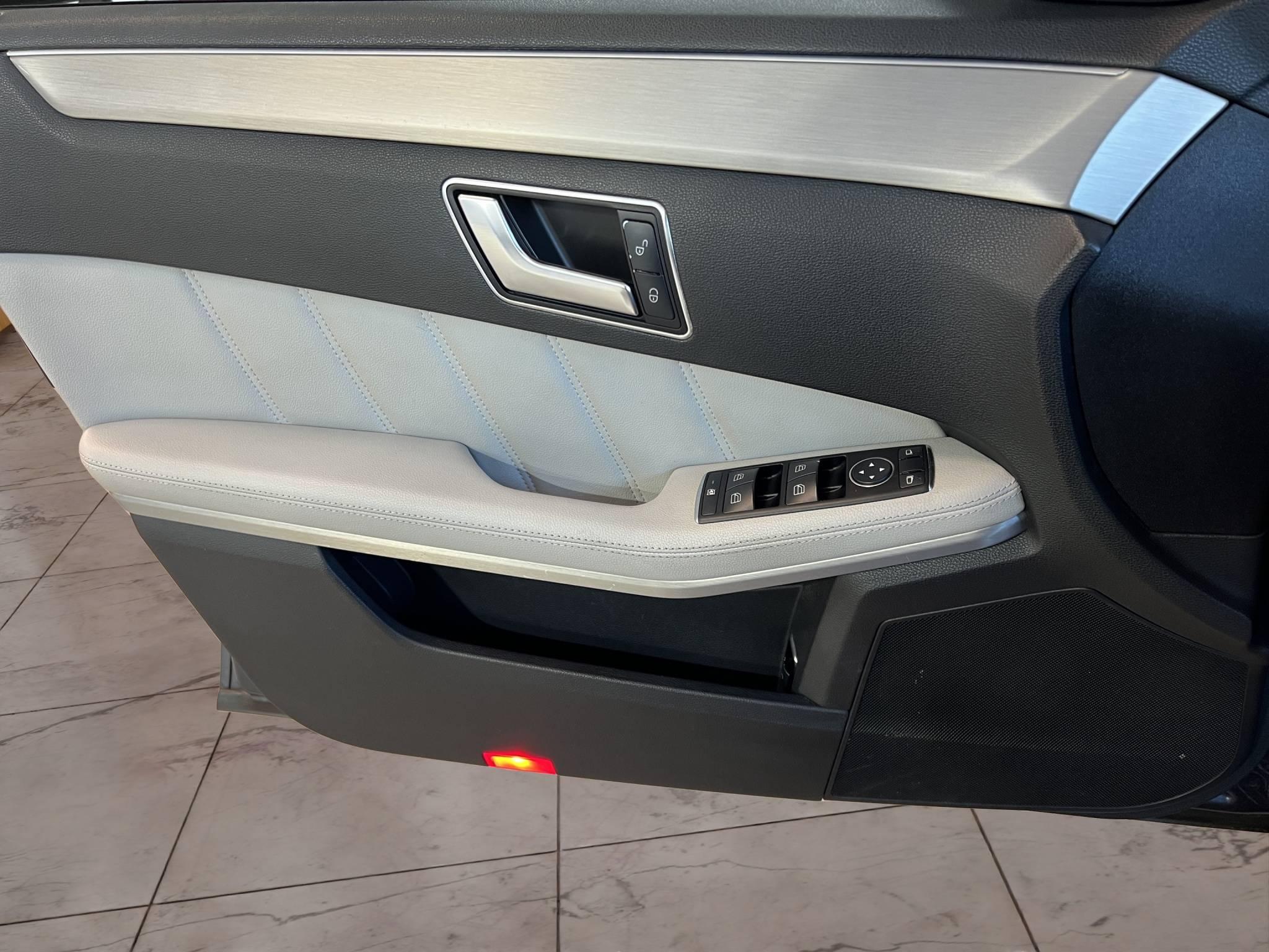 MERCEDES-BENZ CLASSE E