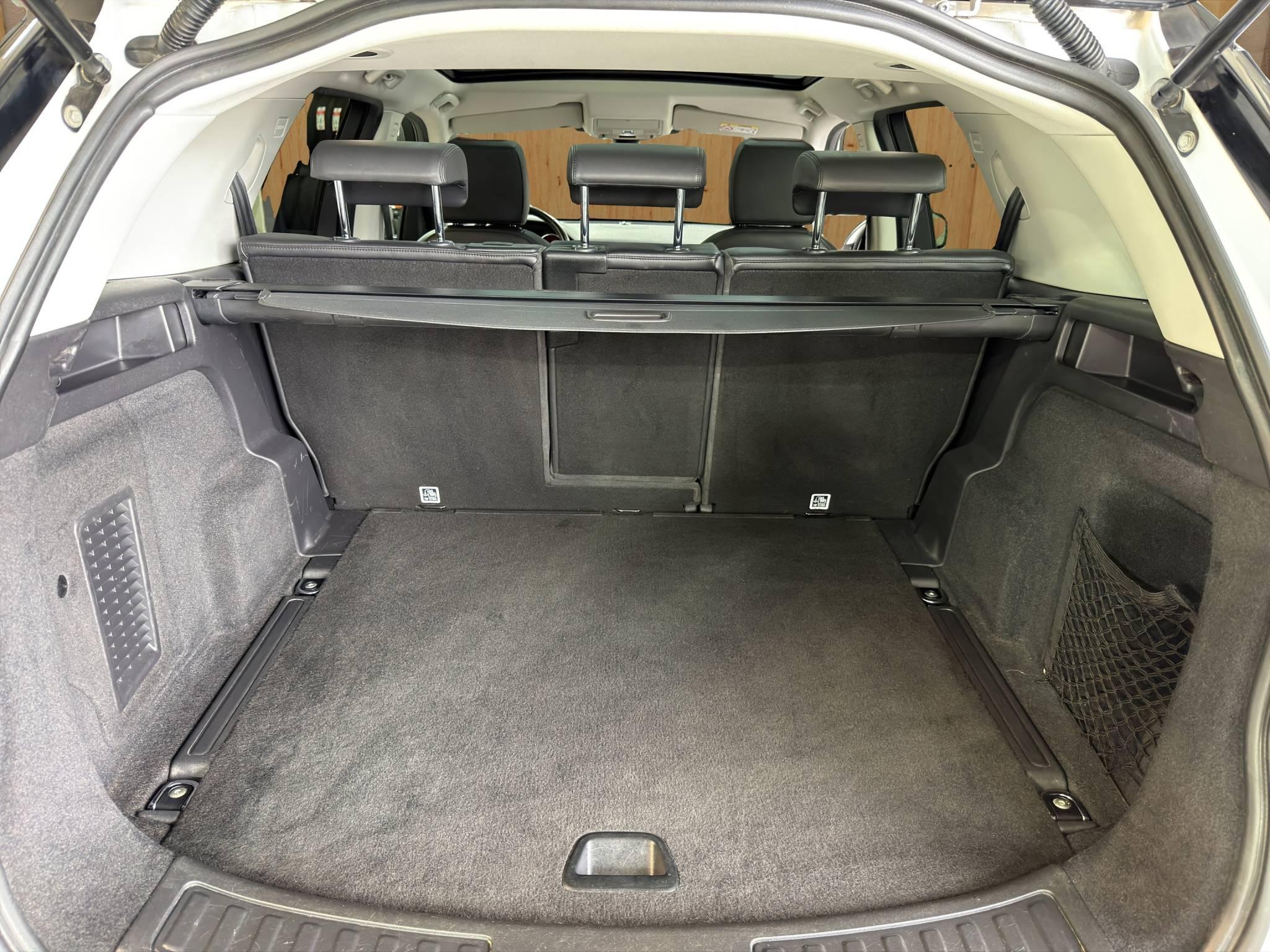 LAND-ROVER DISCOVERY SPORT