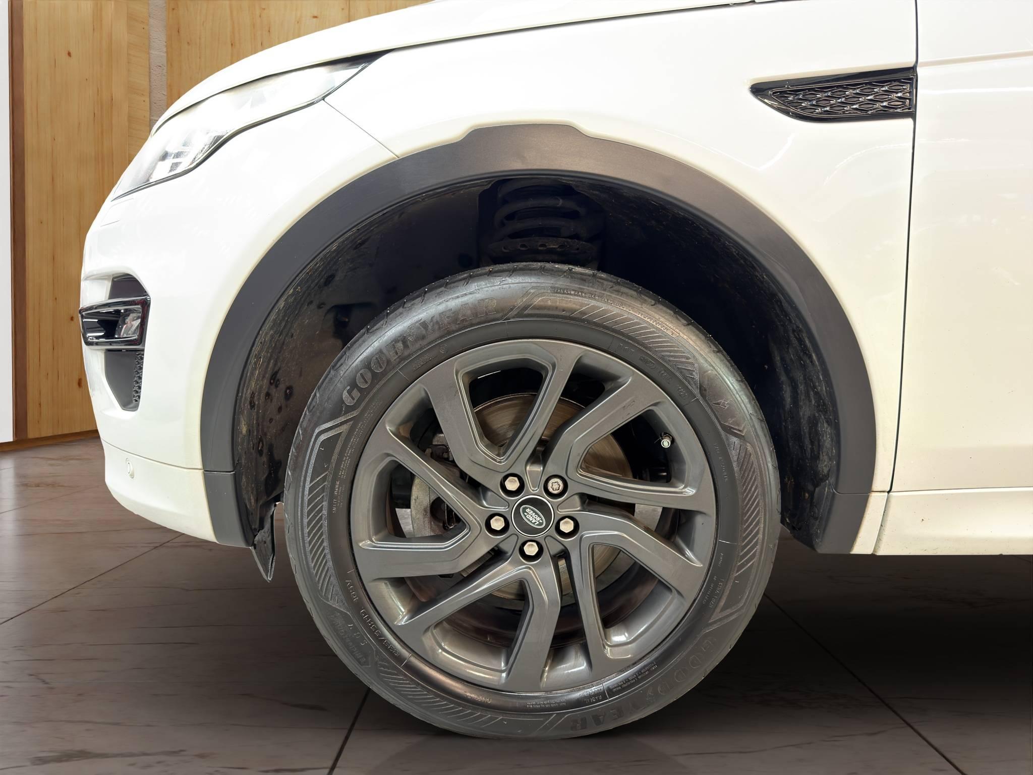 LAND-ROVER DISCOVERY SPORT