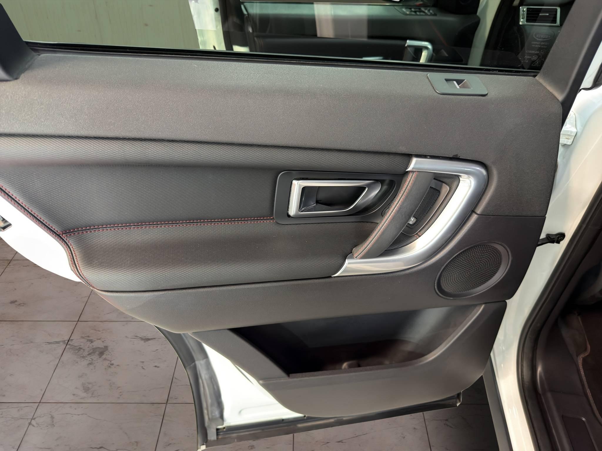 LAND-ROVER DISCOVERY SPORT