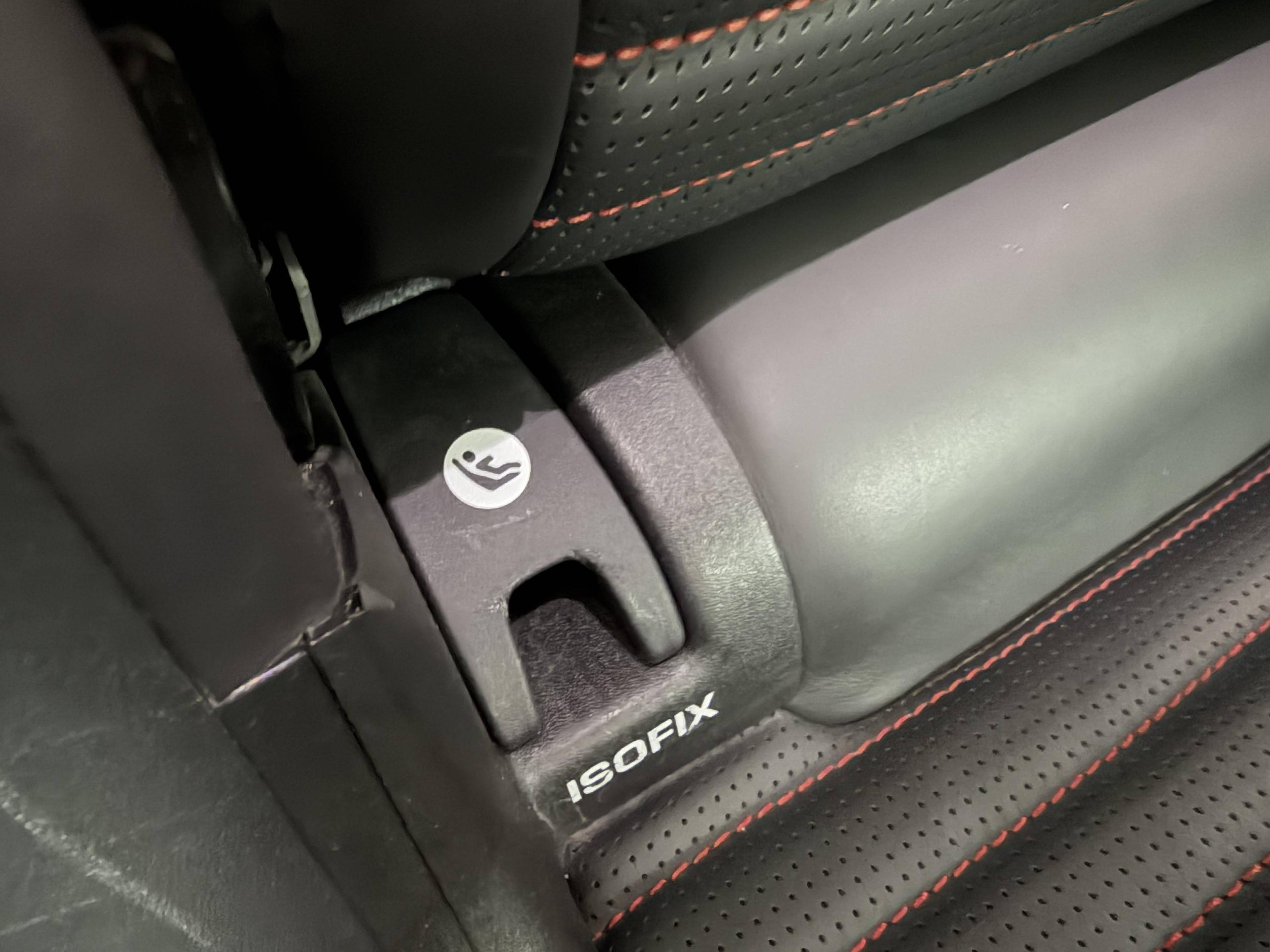 LAND-ROVER DISCOVERY SPORT