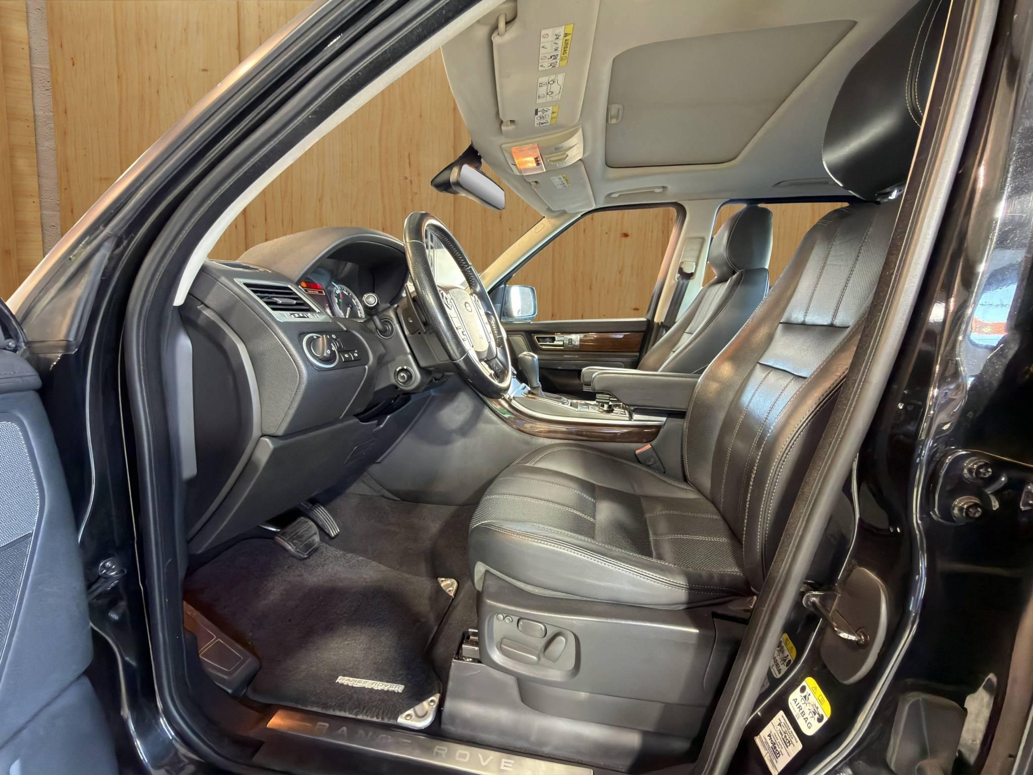LAND-ROVER RANGE ROVER SPORT