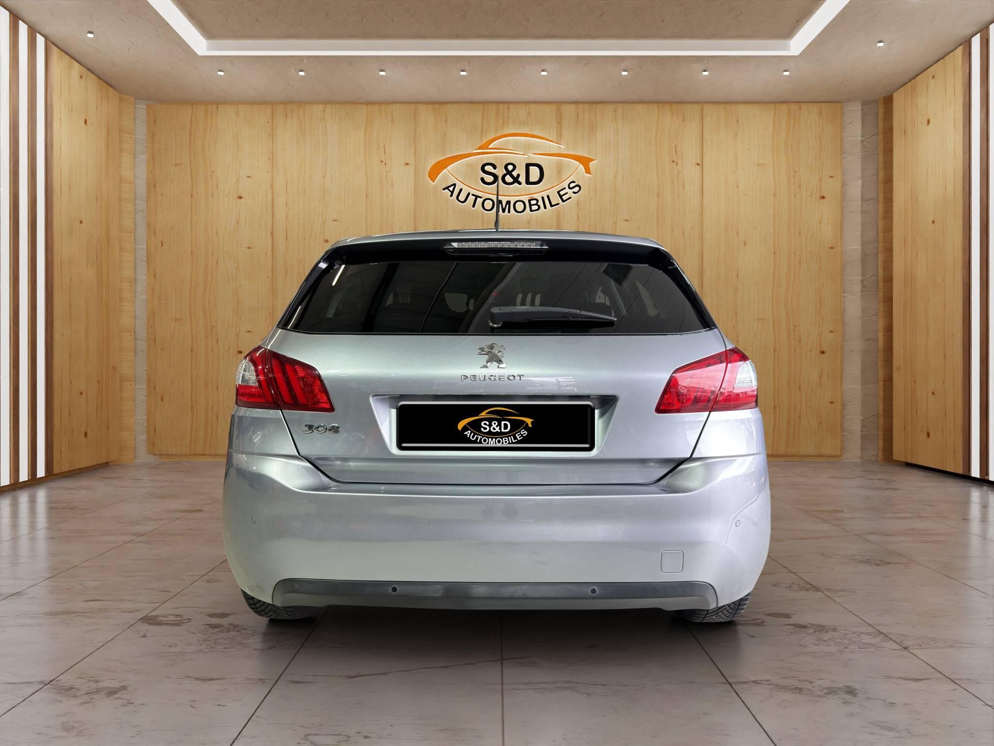 PEUGEOT 308