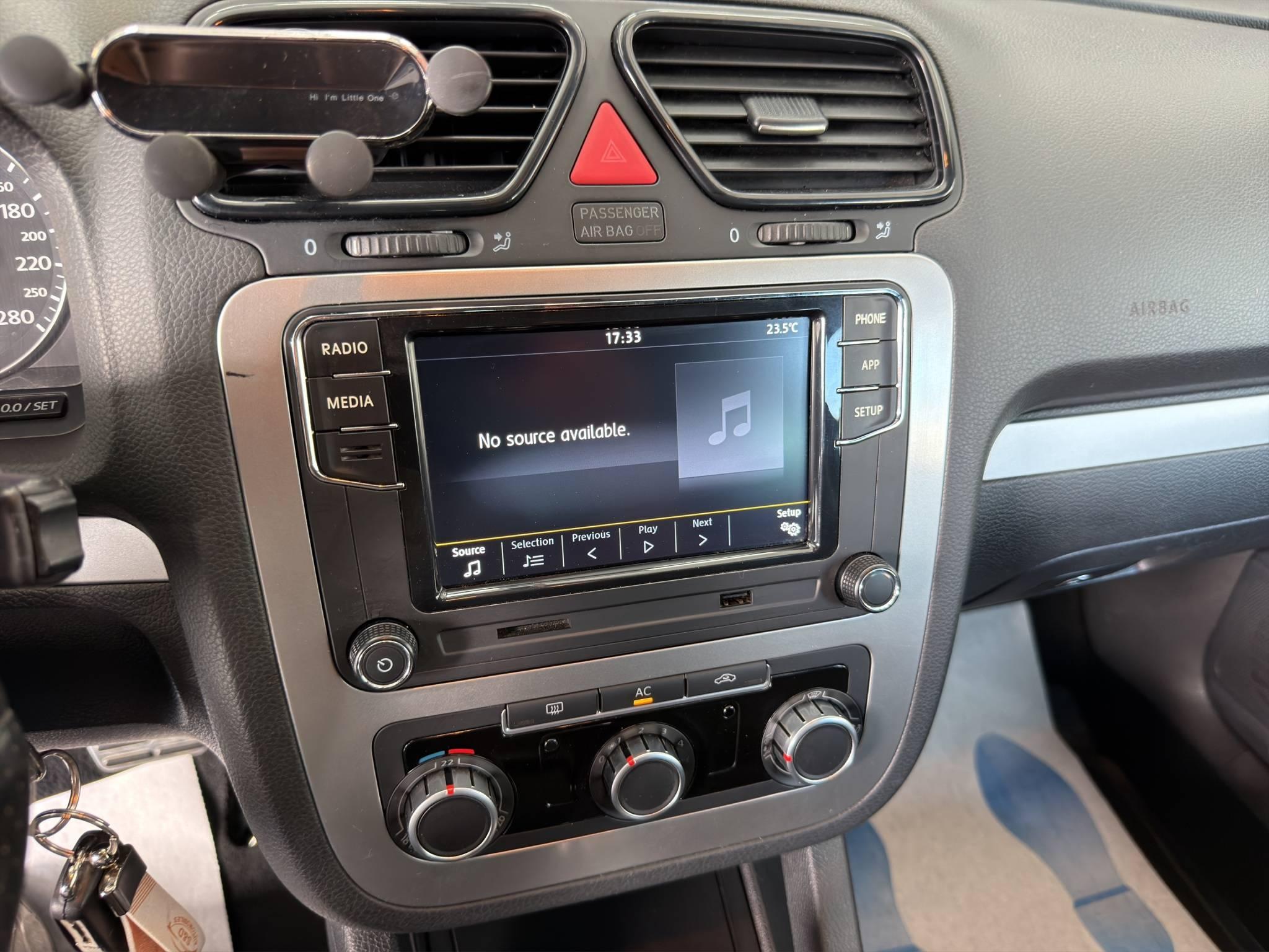 VOLKSWAGEN SCIROCCO