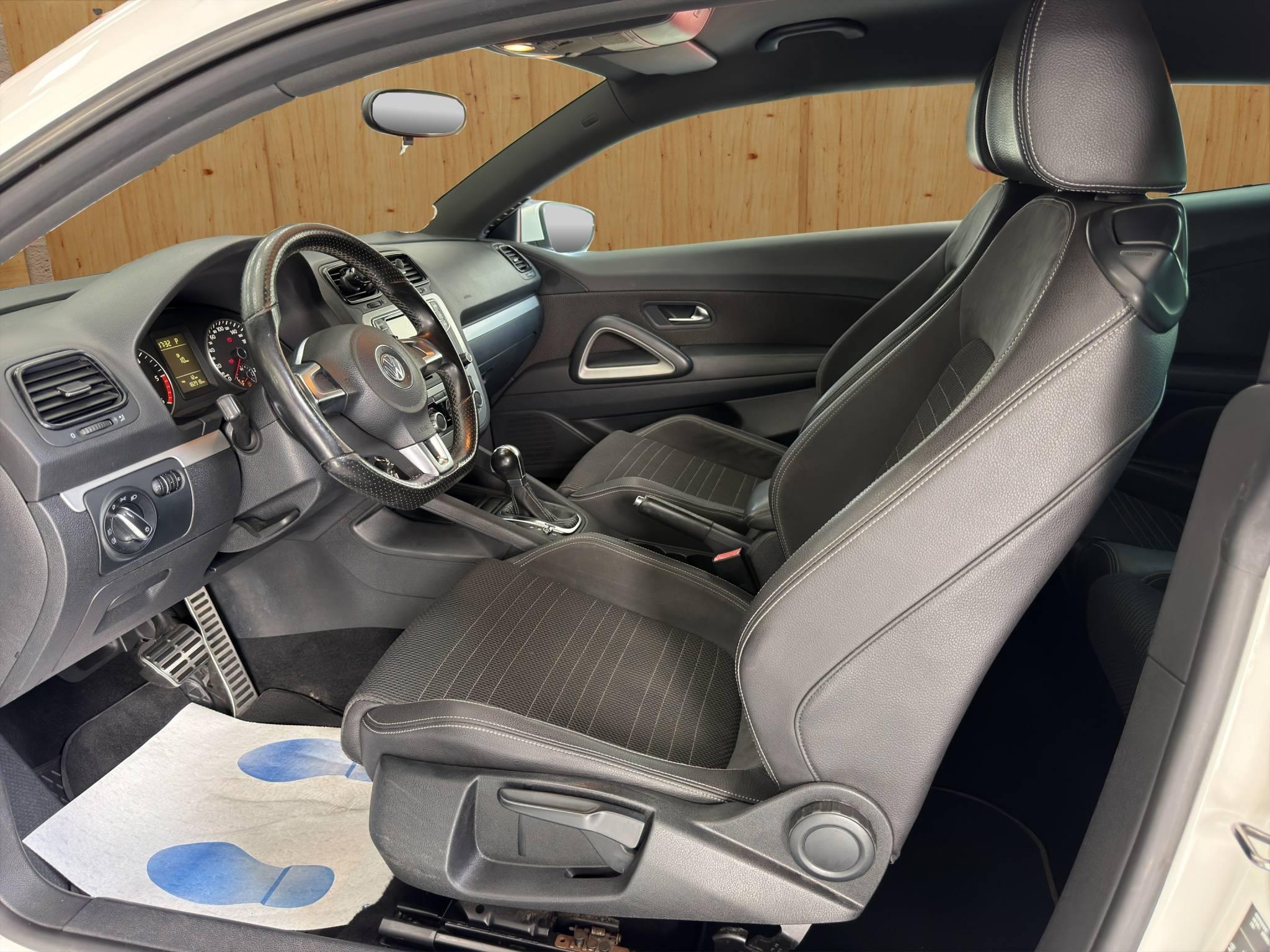 VOLKSWAGEN SCIROCCO