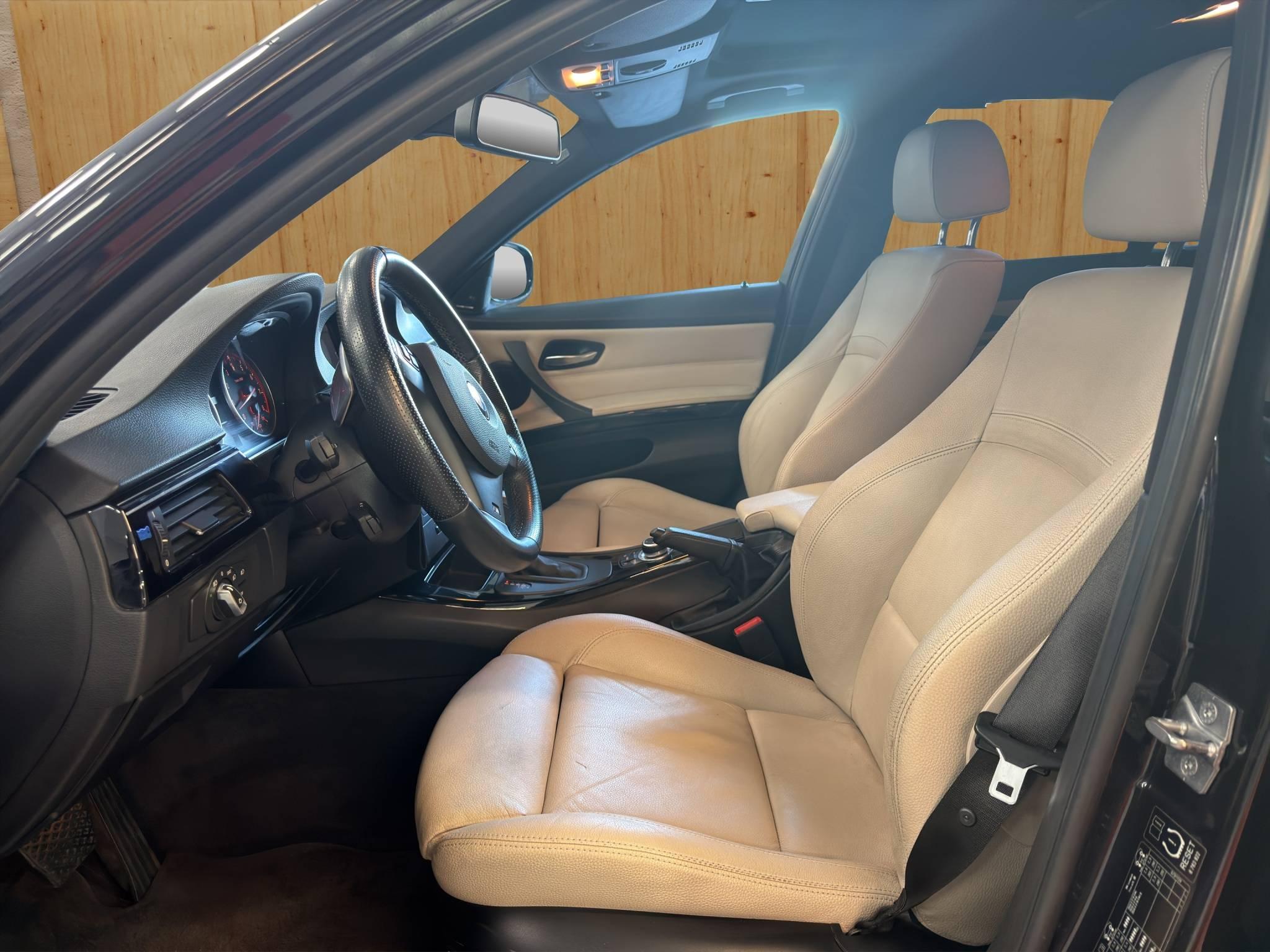 BMW SÉRIE 3