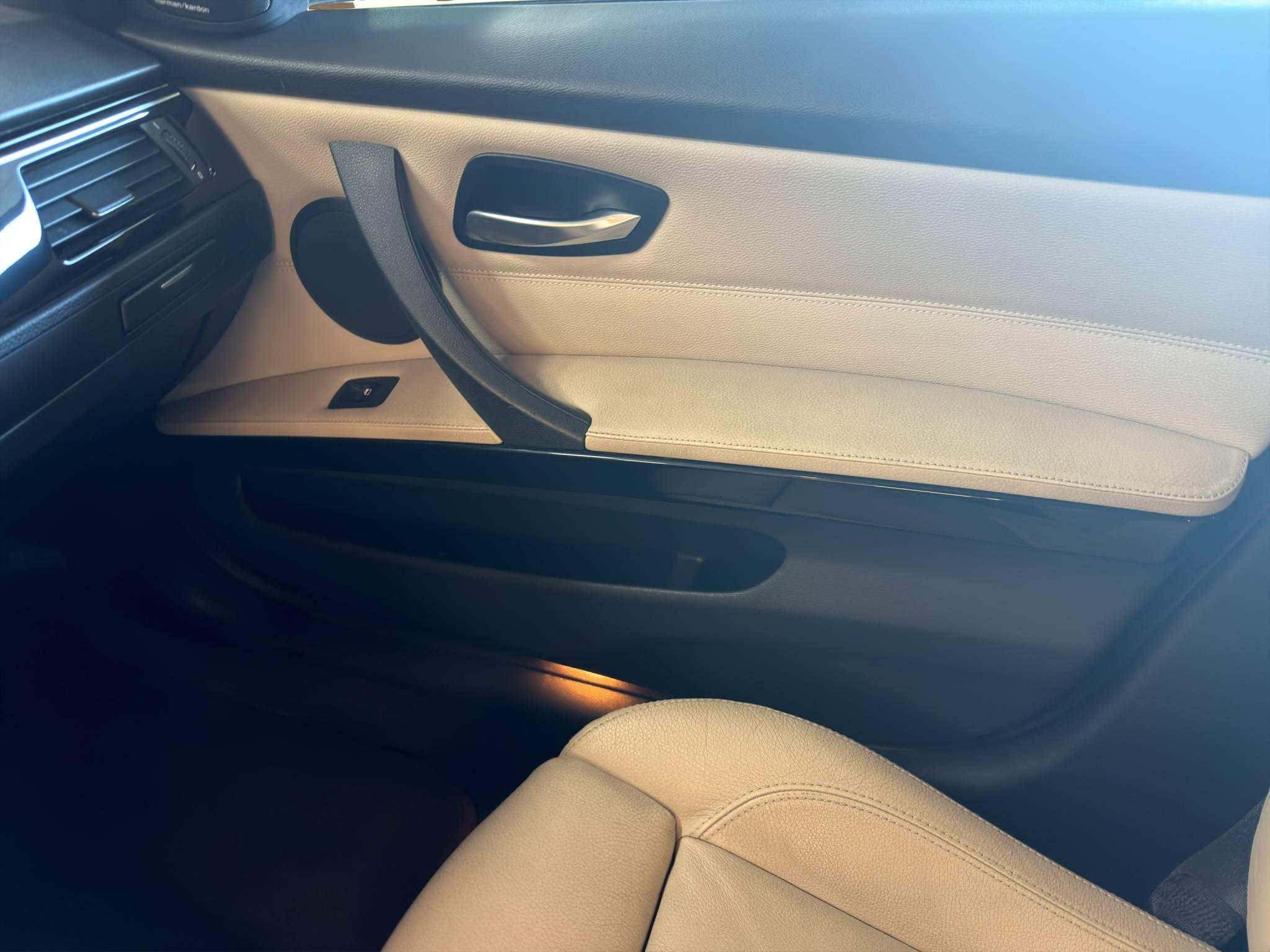 BMW SÉRIE 3