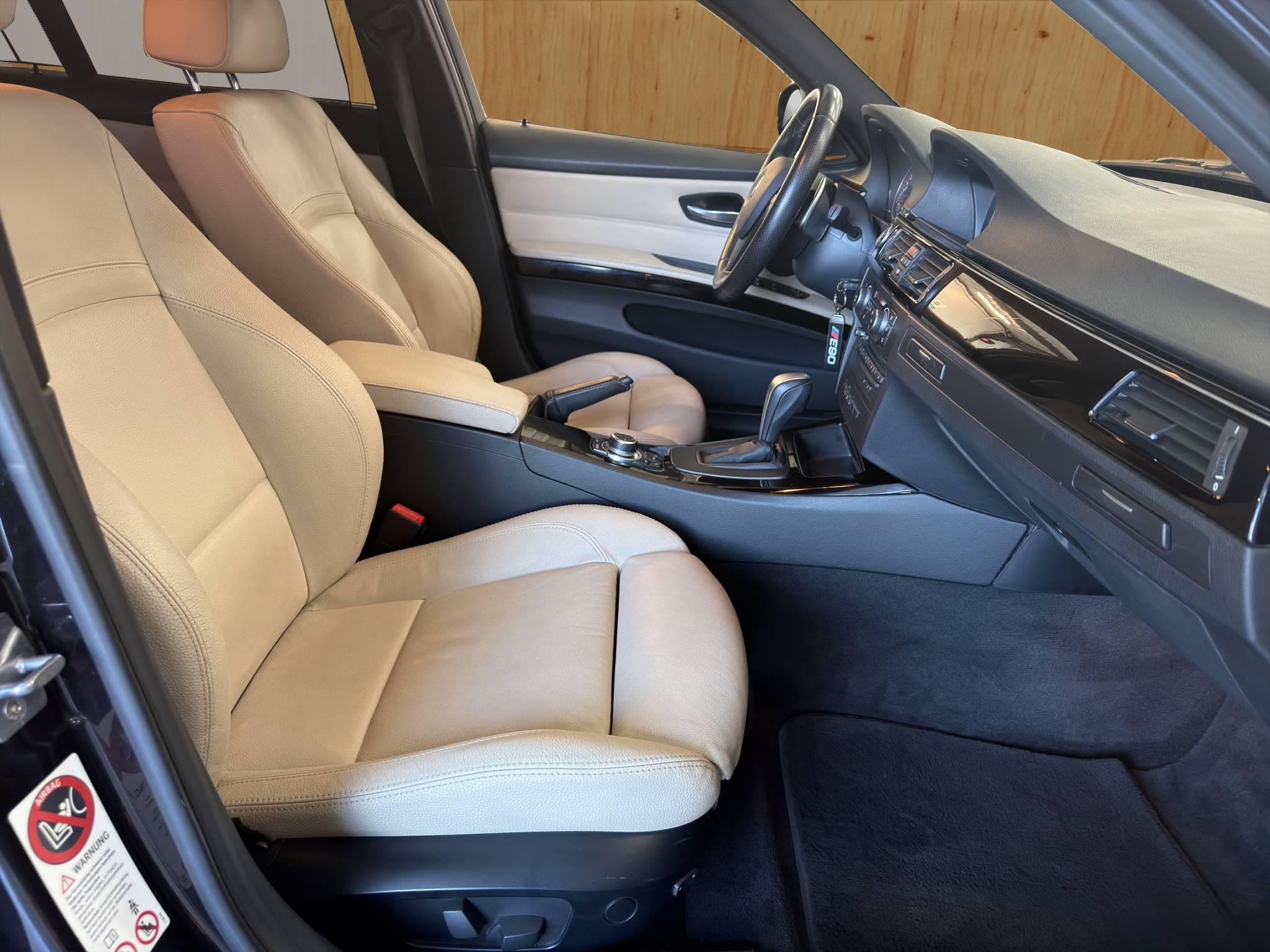 BMW SÉRIE 3