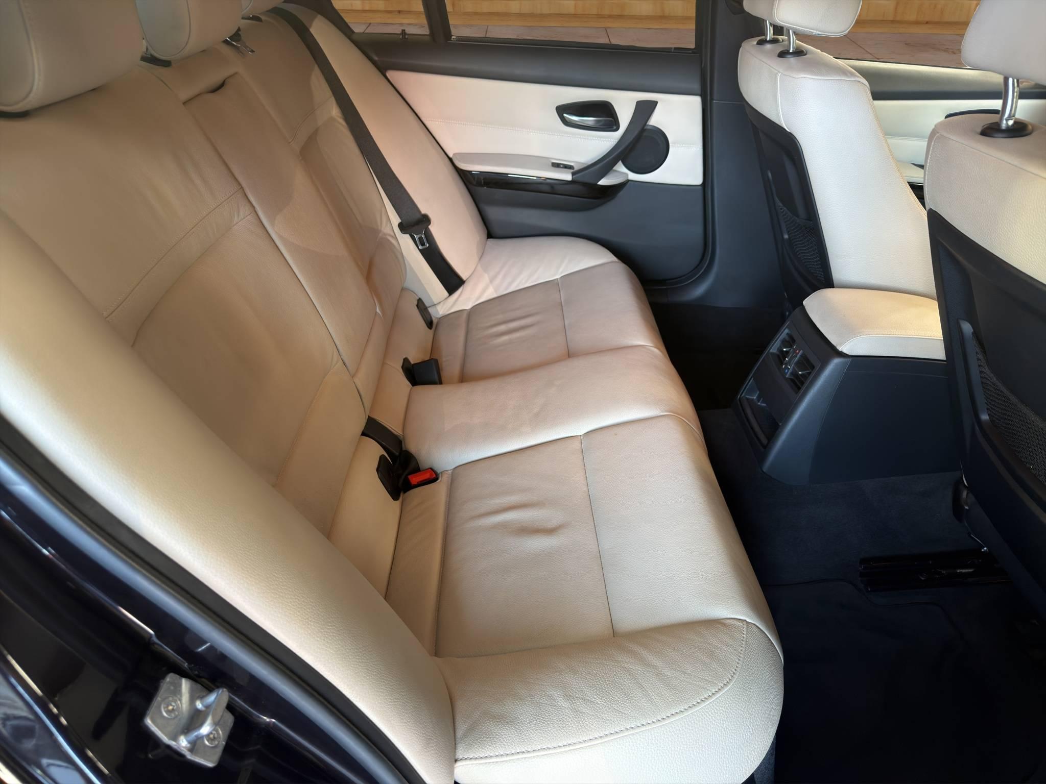BMW SÉRIE 3